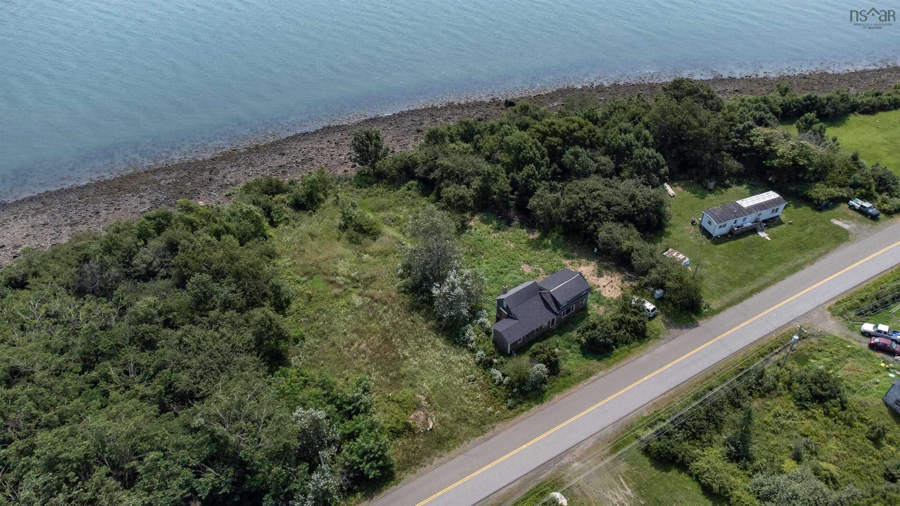 $58,000.00: 1238 Granville Road, Victoria Beach