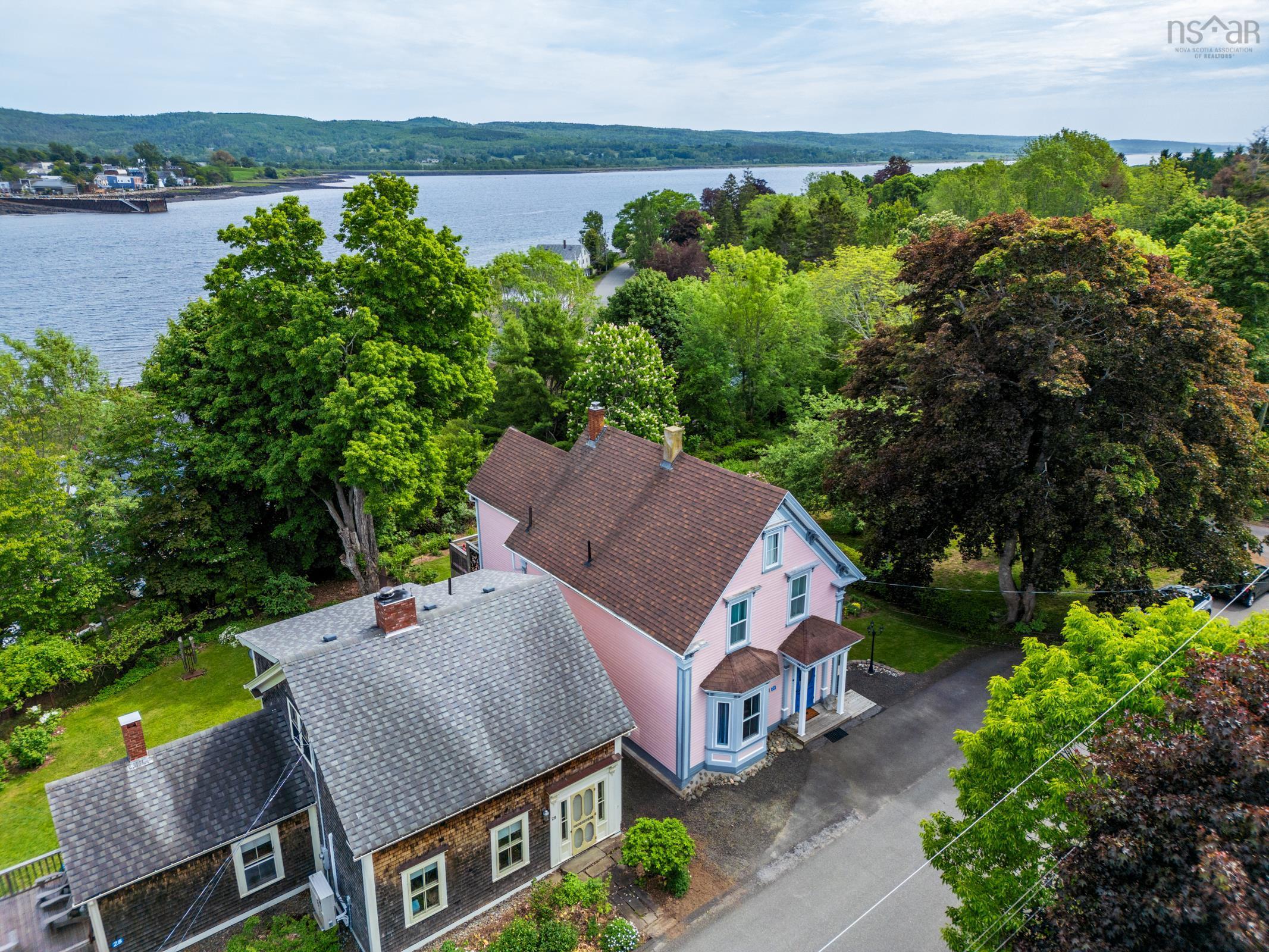 $449,000.00: 26 Garden Street, Granville Ferry