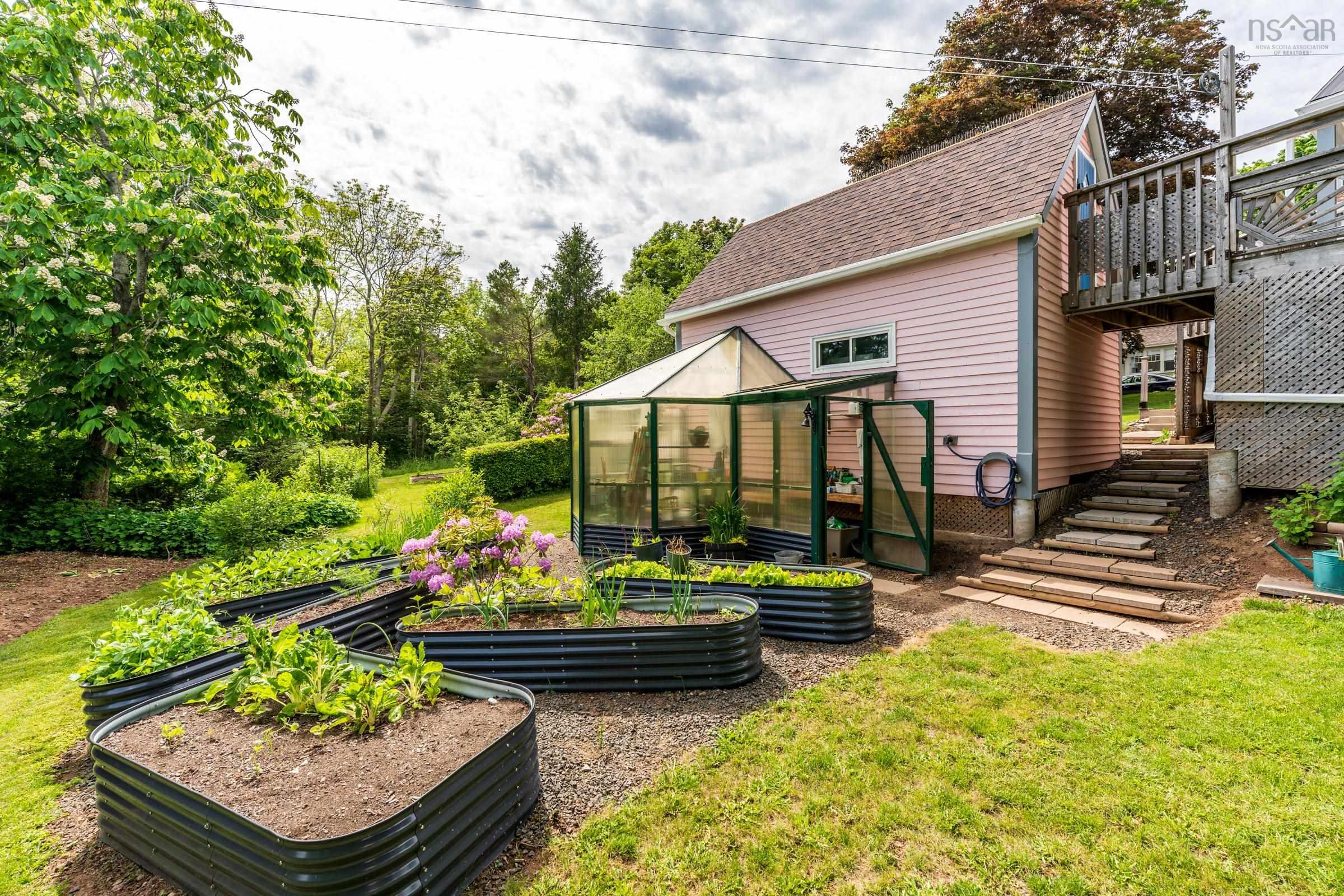 $449,000.00: 26 Garden Street, Granville Ferry