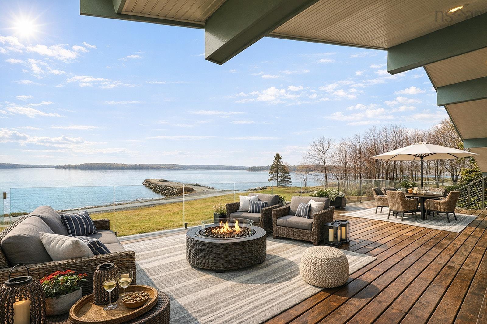 $1,299,000.00: 435 Martins Point Road, Martins Point