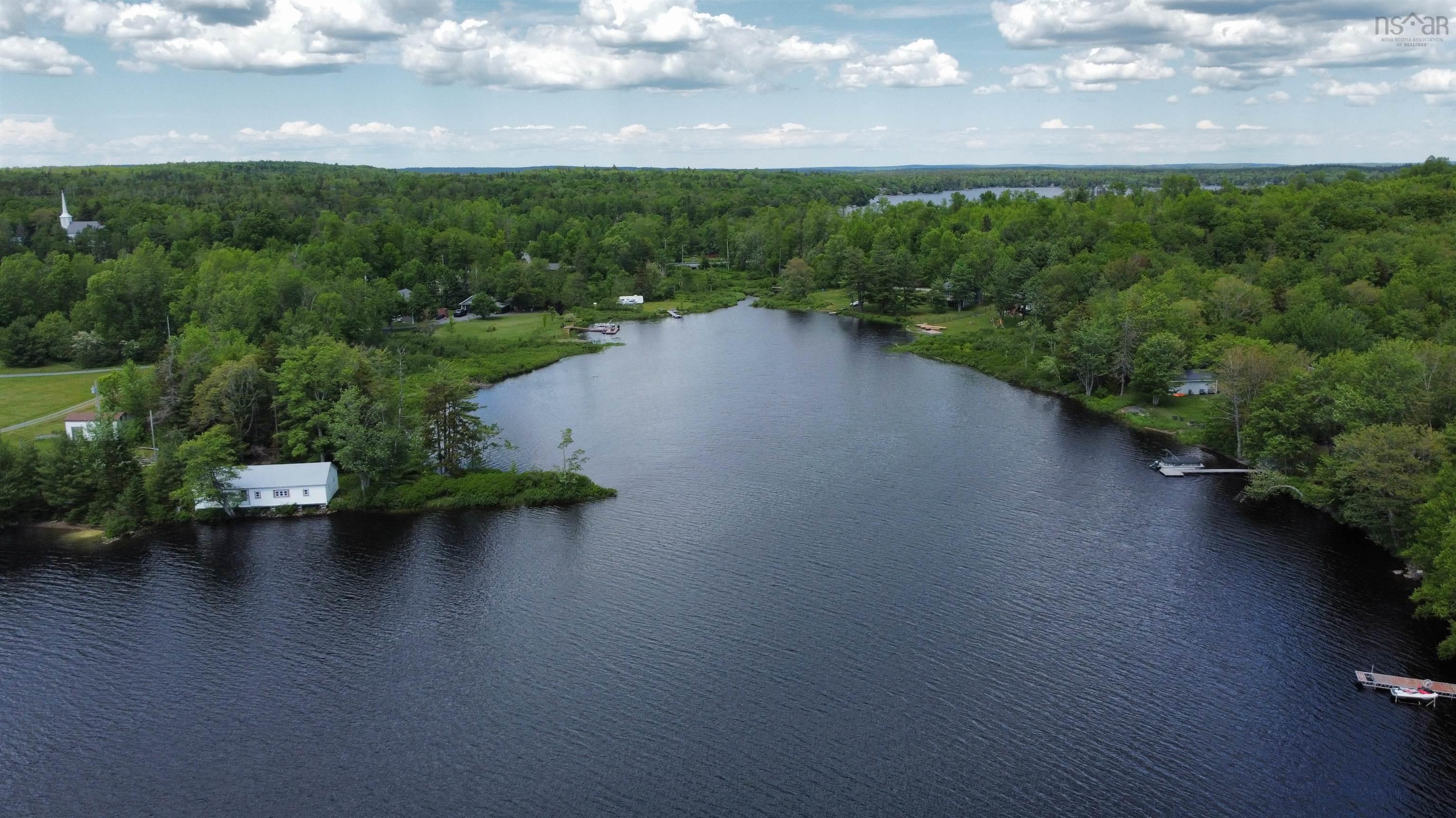 $915,000.00: 64 Lily Lake Road, Lakelands