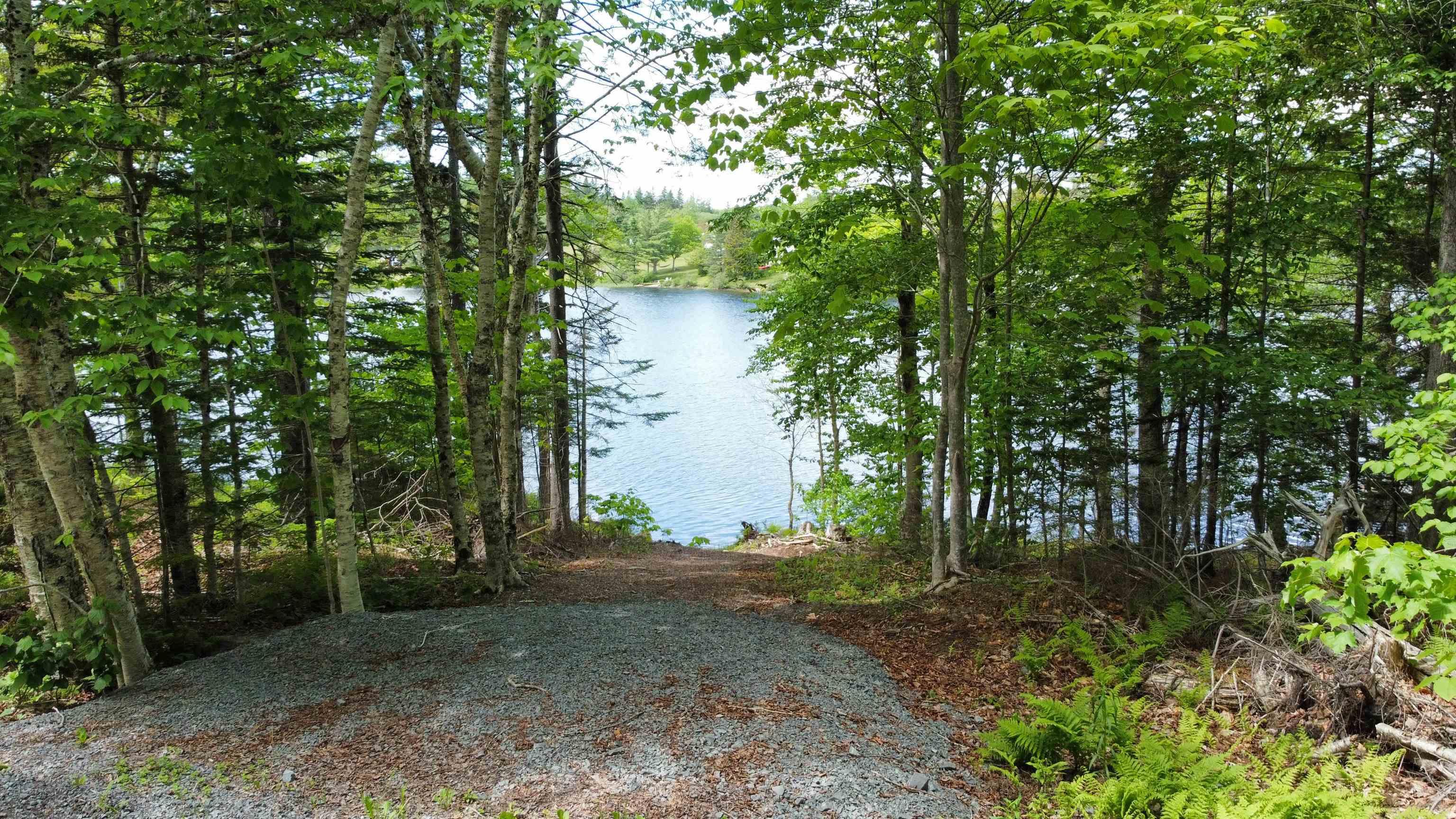 $915,000.00: 64 Lily Lake Road, Lakelands