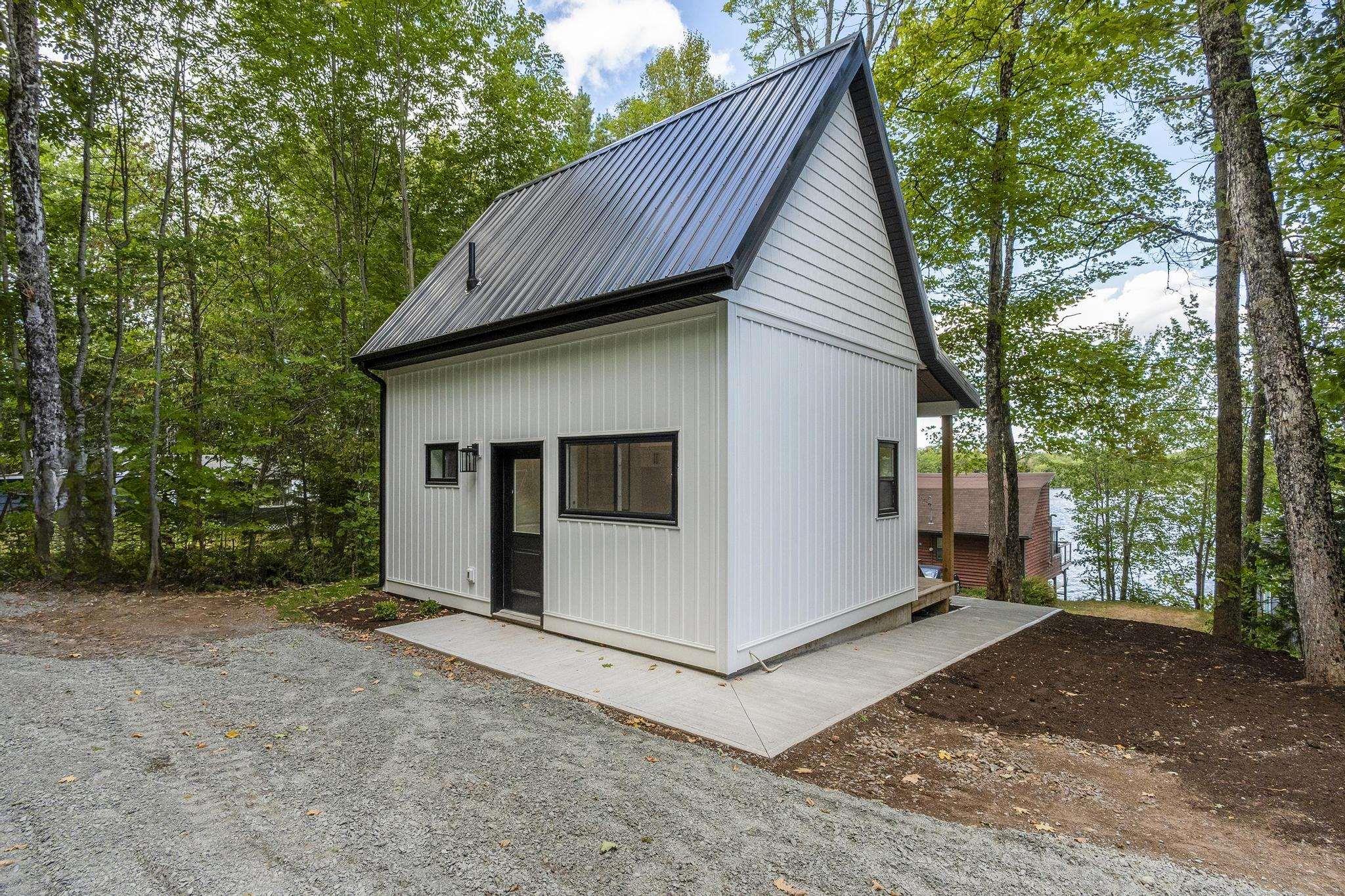 $250,000.00: 17 S-10 Road, Lake George