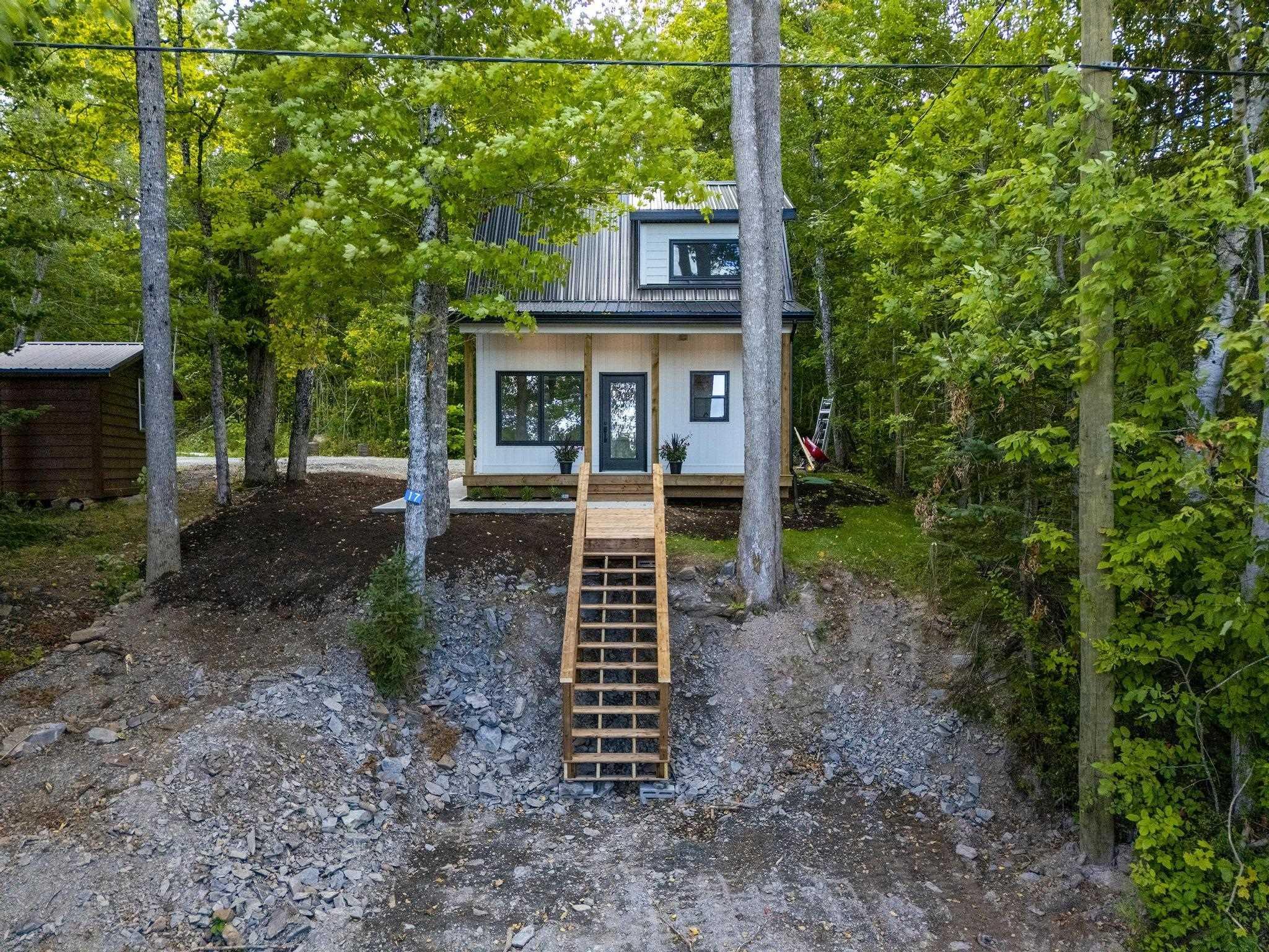 $250,000.00: 17 S-10 Road, Lake George