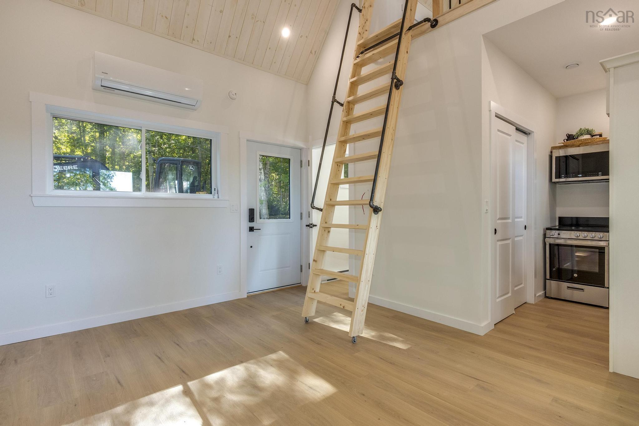 $250,000.00: 17 S-10 Road, Lake George