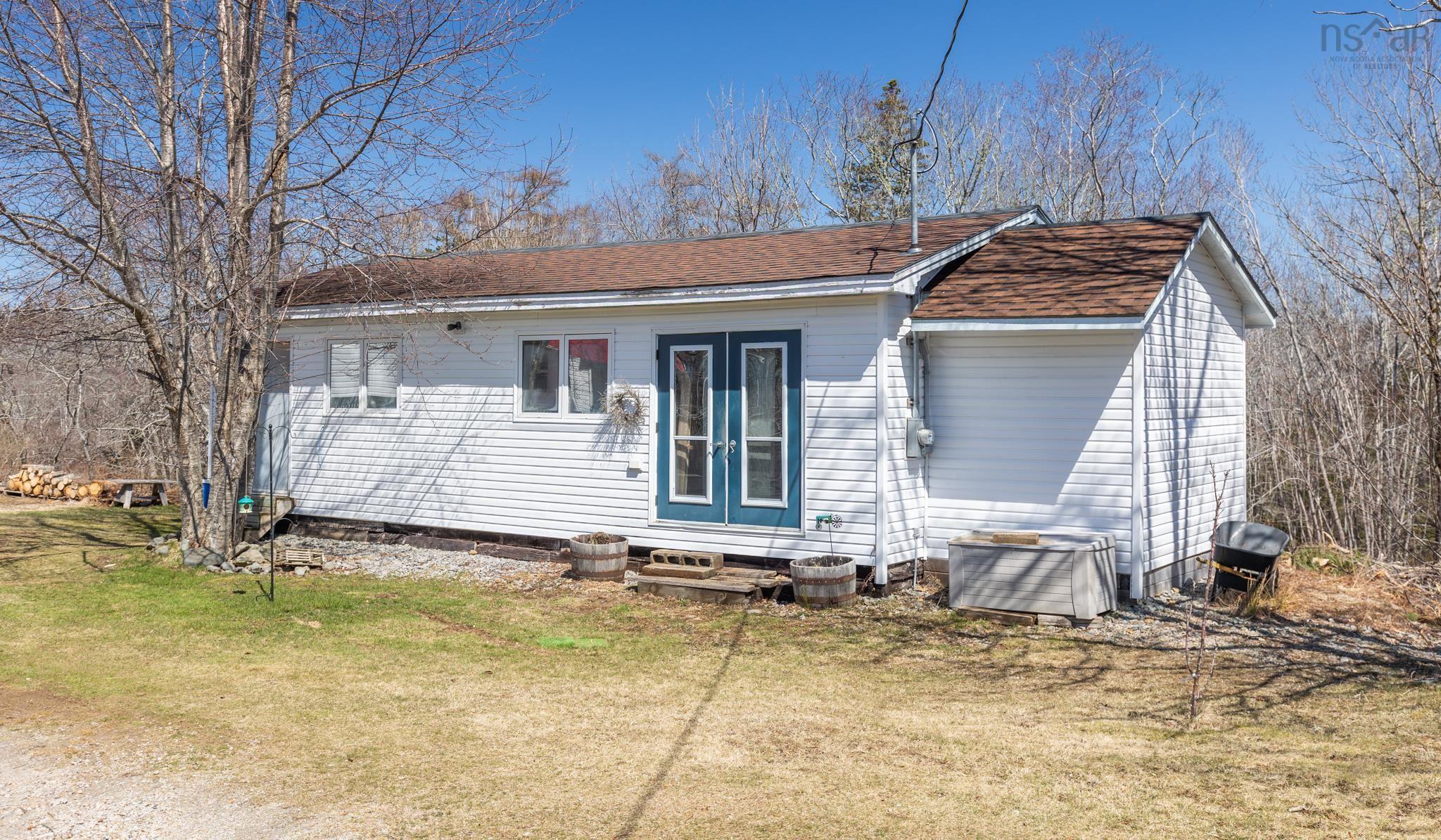 $389,000.00: 1 Belleville Road, Belleville North