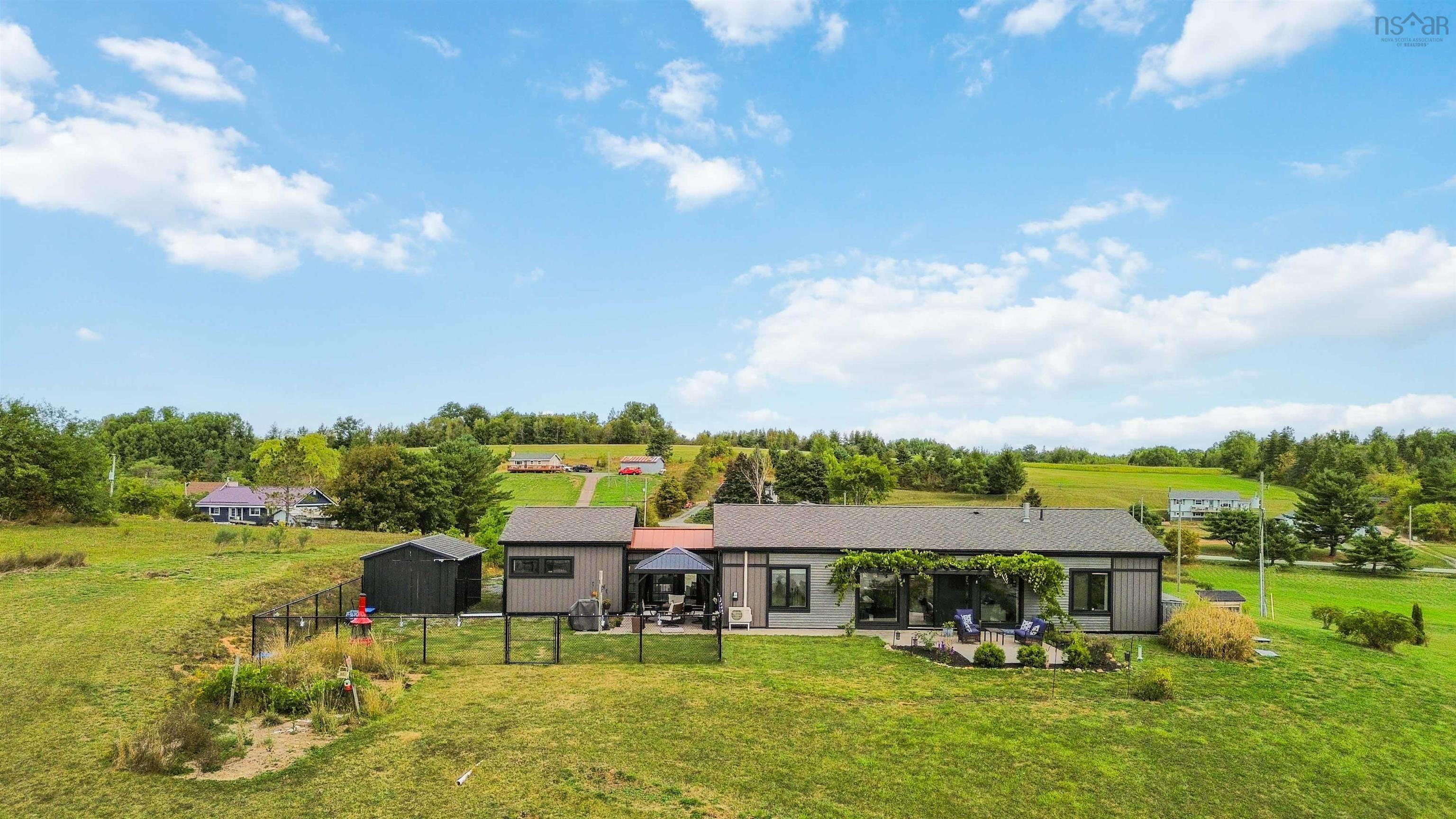 $784,900.00: 1144 Avondale Road, Poplar Grove