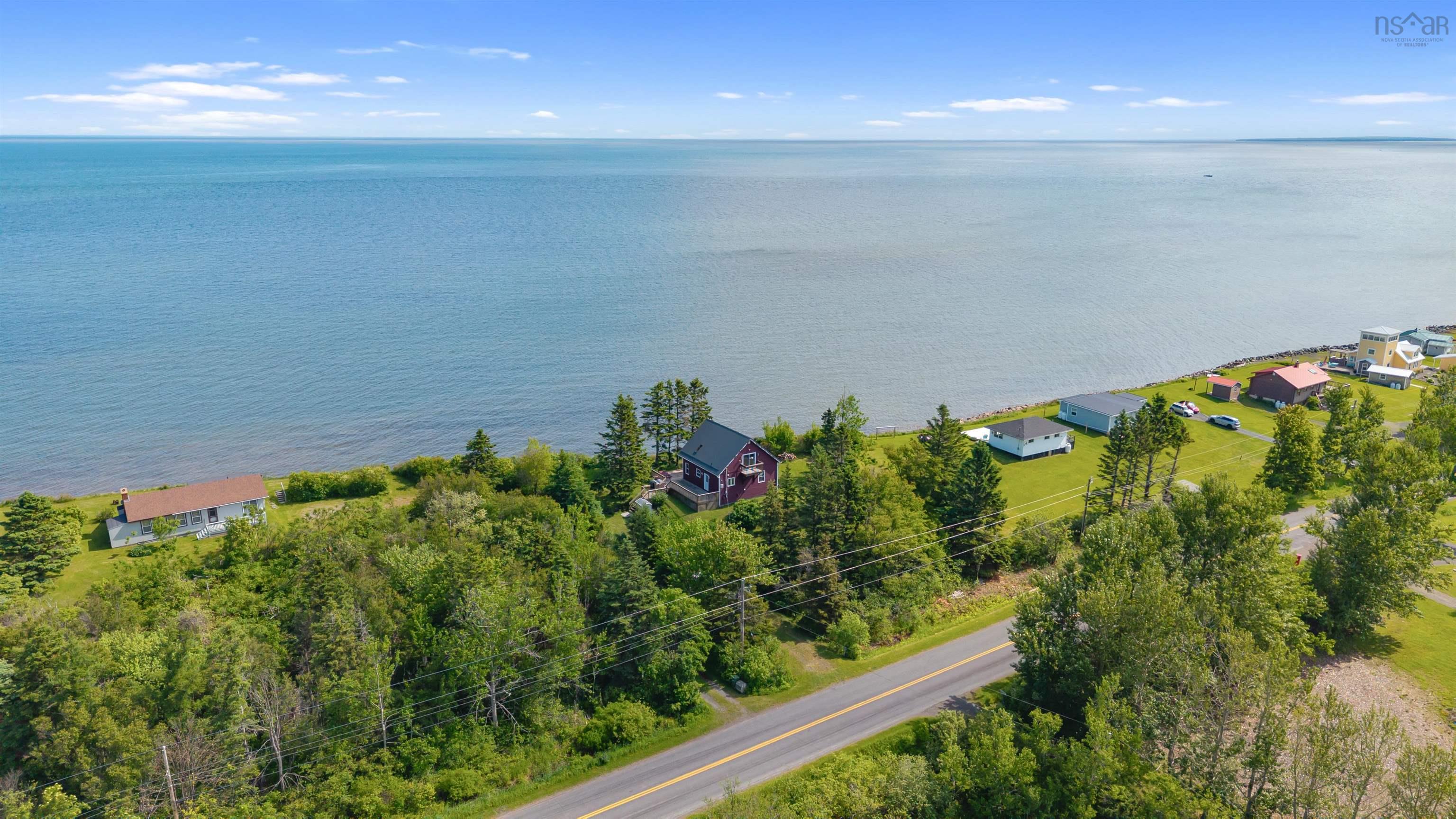 $459,000.00: 523 Caribou Island Road, Caribou Island
