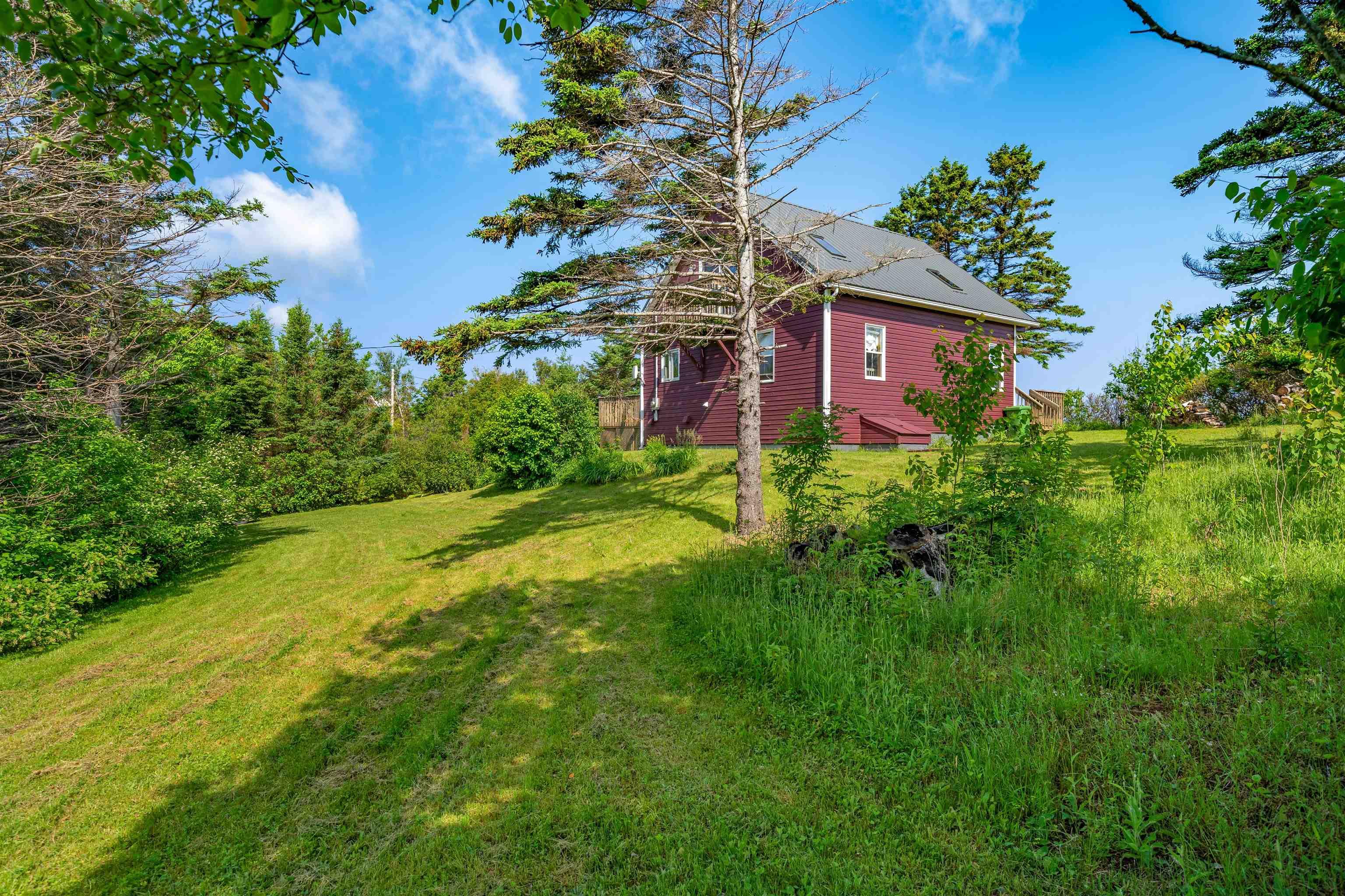 $459,000.00: 523 Caribou Island Road, Caribou Island