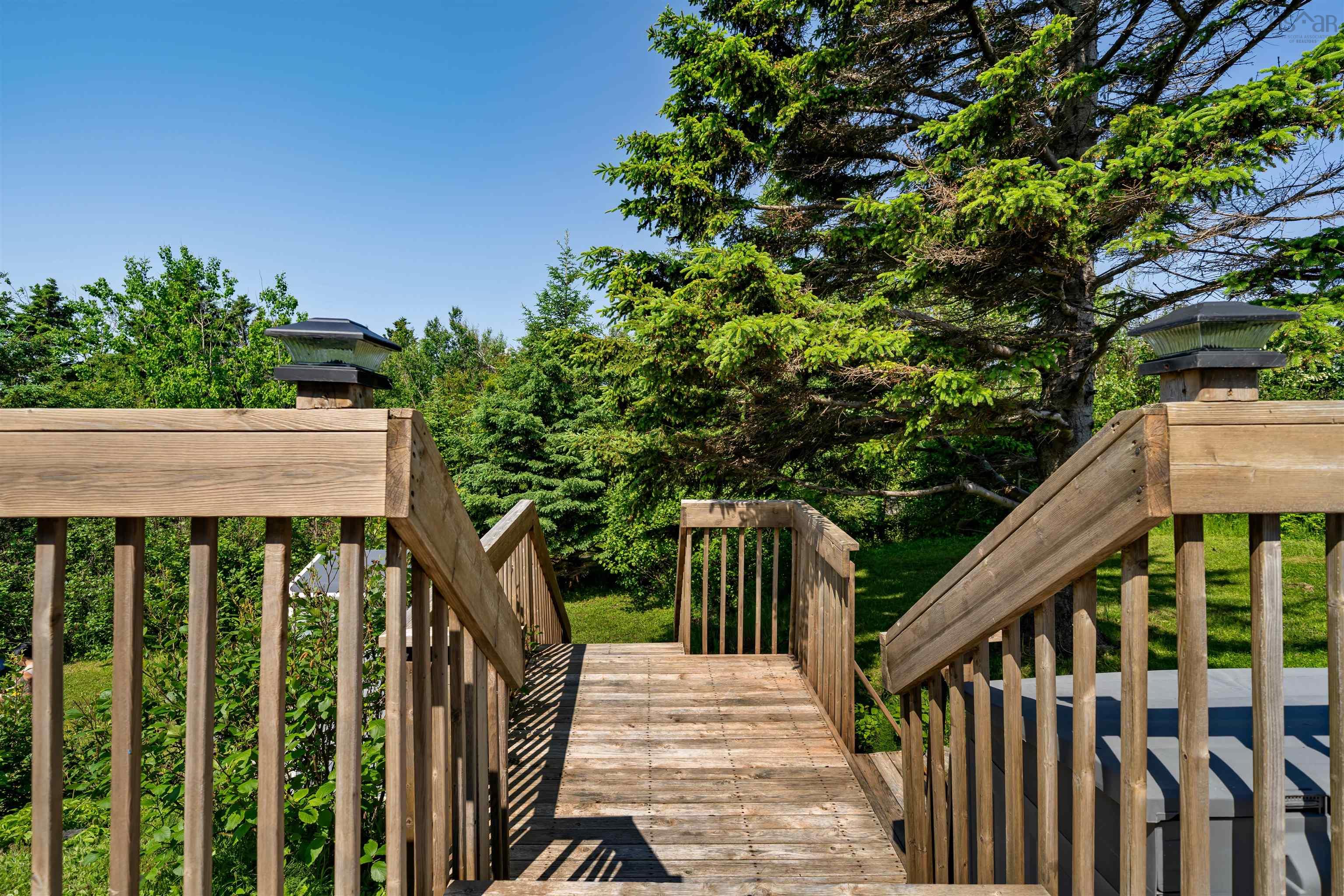 $459,000.00: 523 Caribou Island Road, Caribou Island