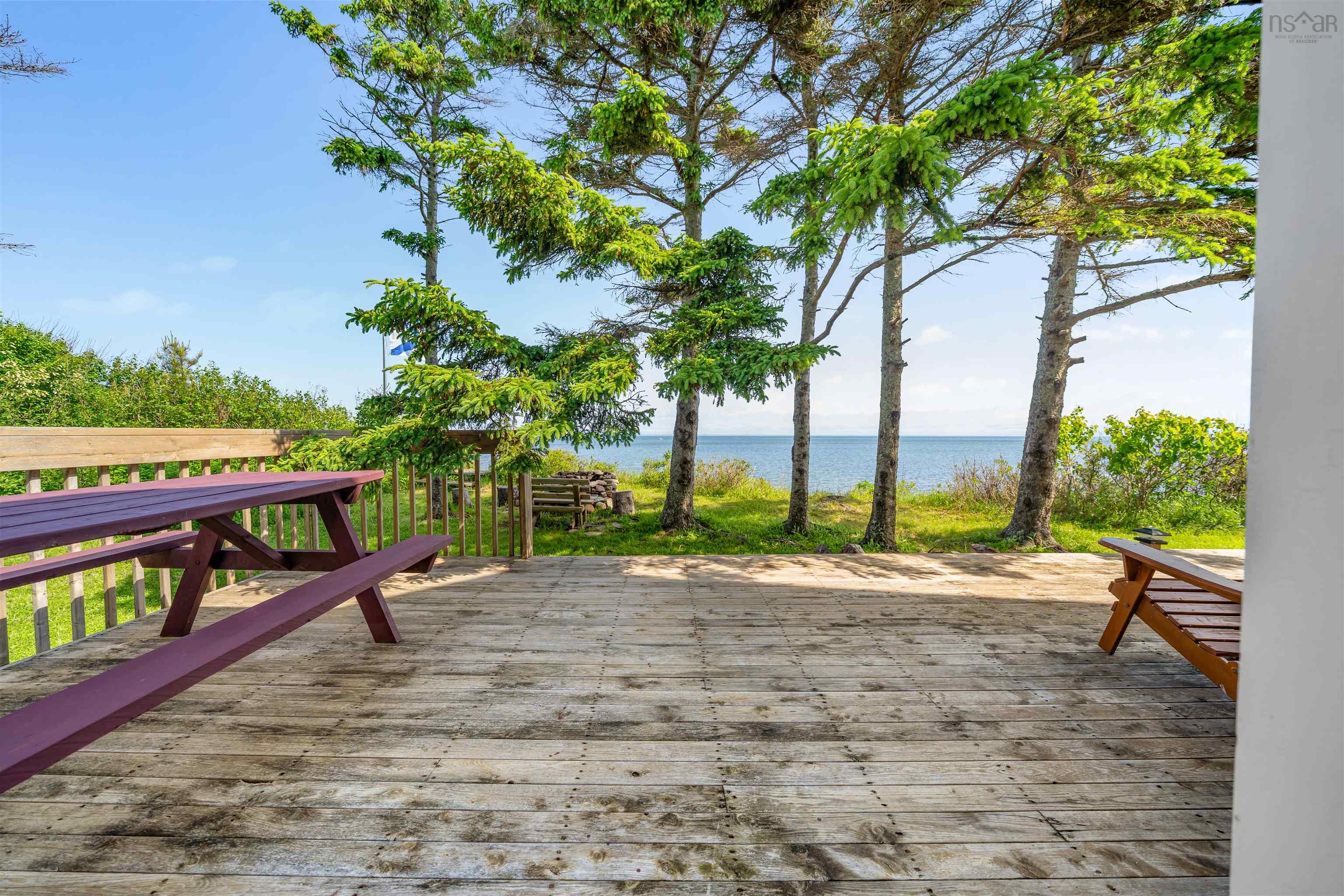 $459,000.00: 523 Caribou Island Road, Caribou Island