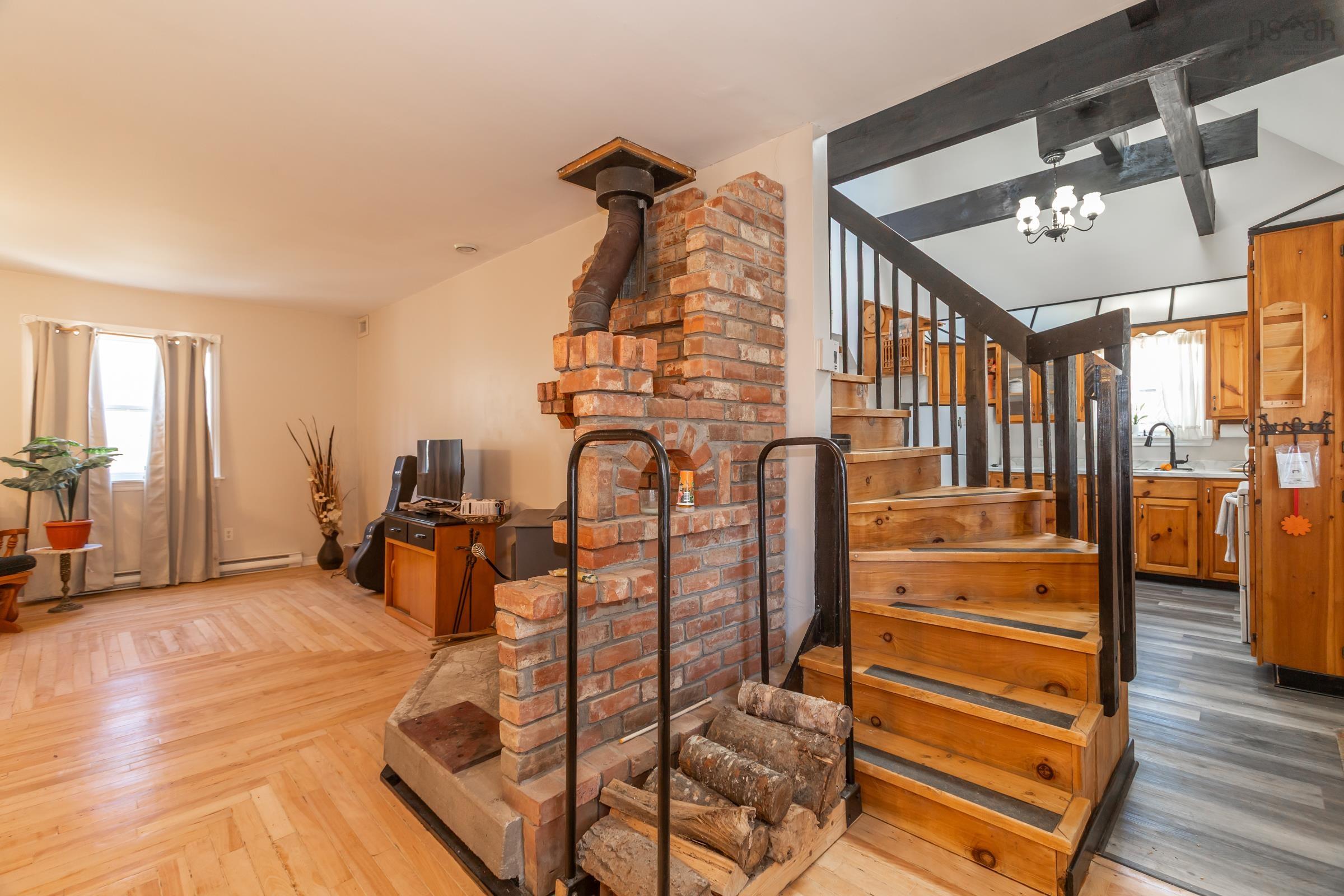 $330,000.00: 139 Ruggles Road, Wilmot