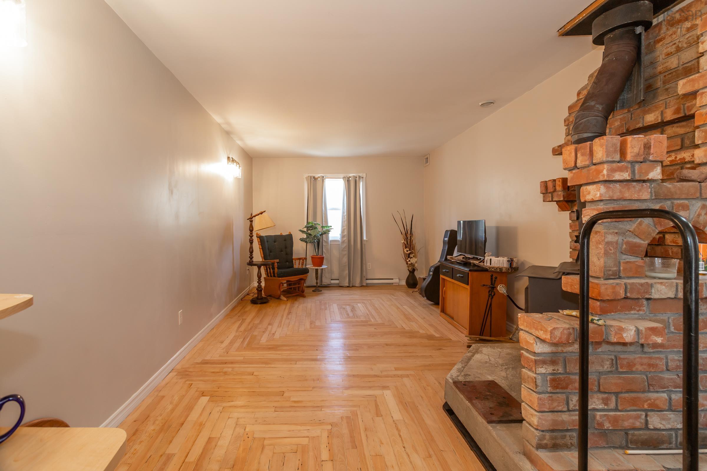 $330,000.00: 139 Ruggles Road, Wilmot