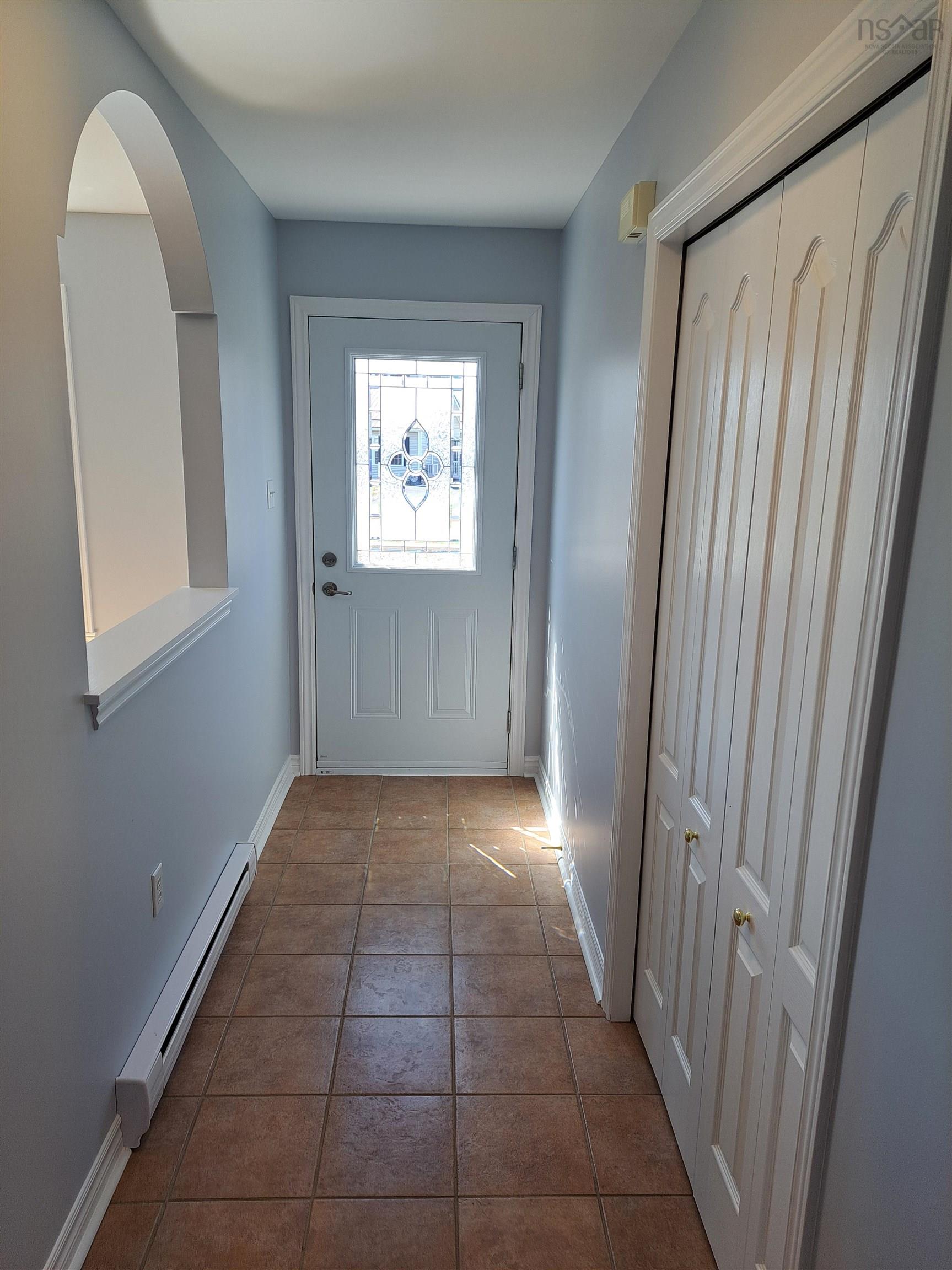$415,000.00: 6 Kingsview Drive, Windsor