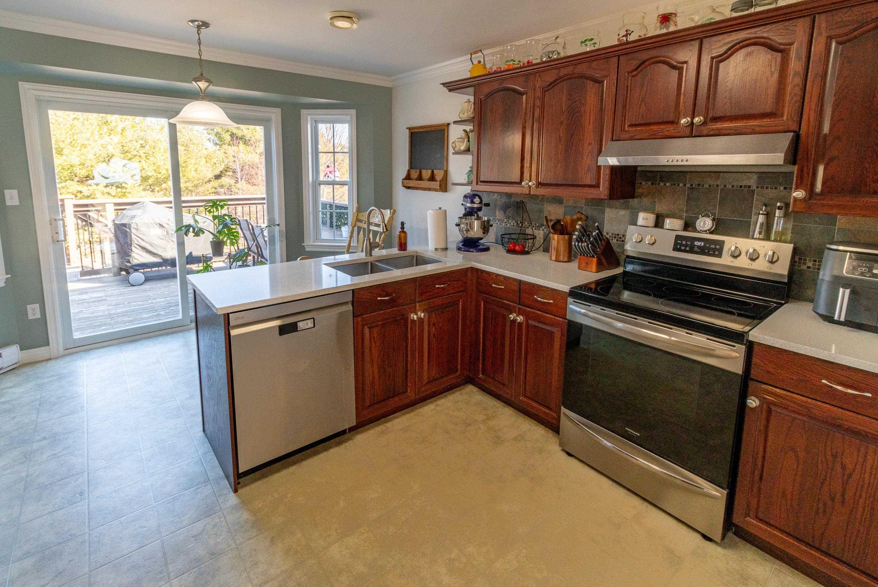 $449,000.00: 1863 Acadia Drive, Kingston