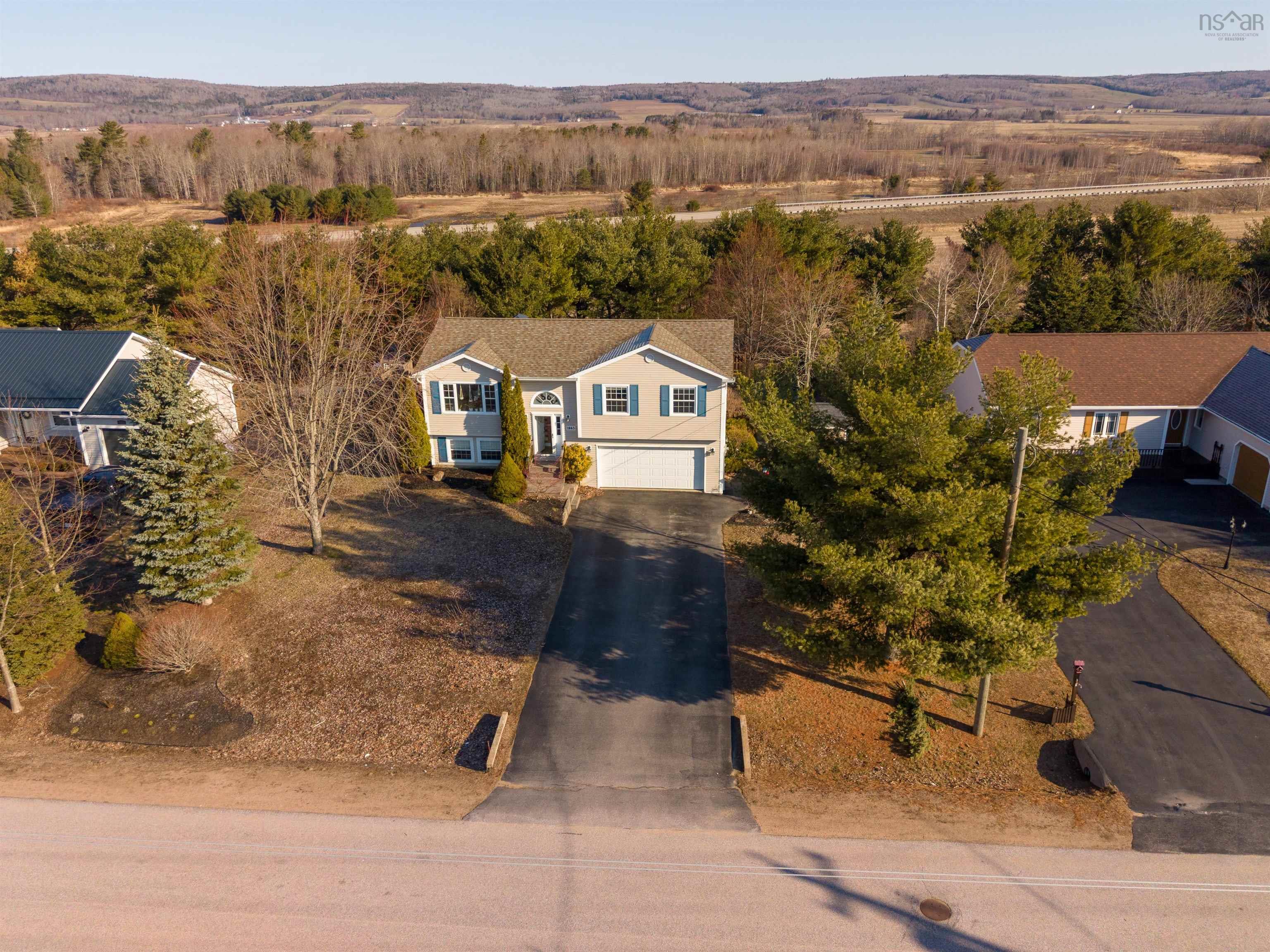 $449,000.00: 1863 Acadia Drive, Kingston