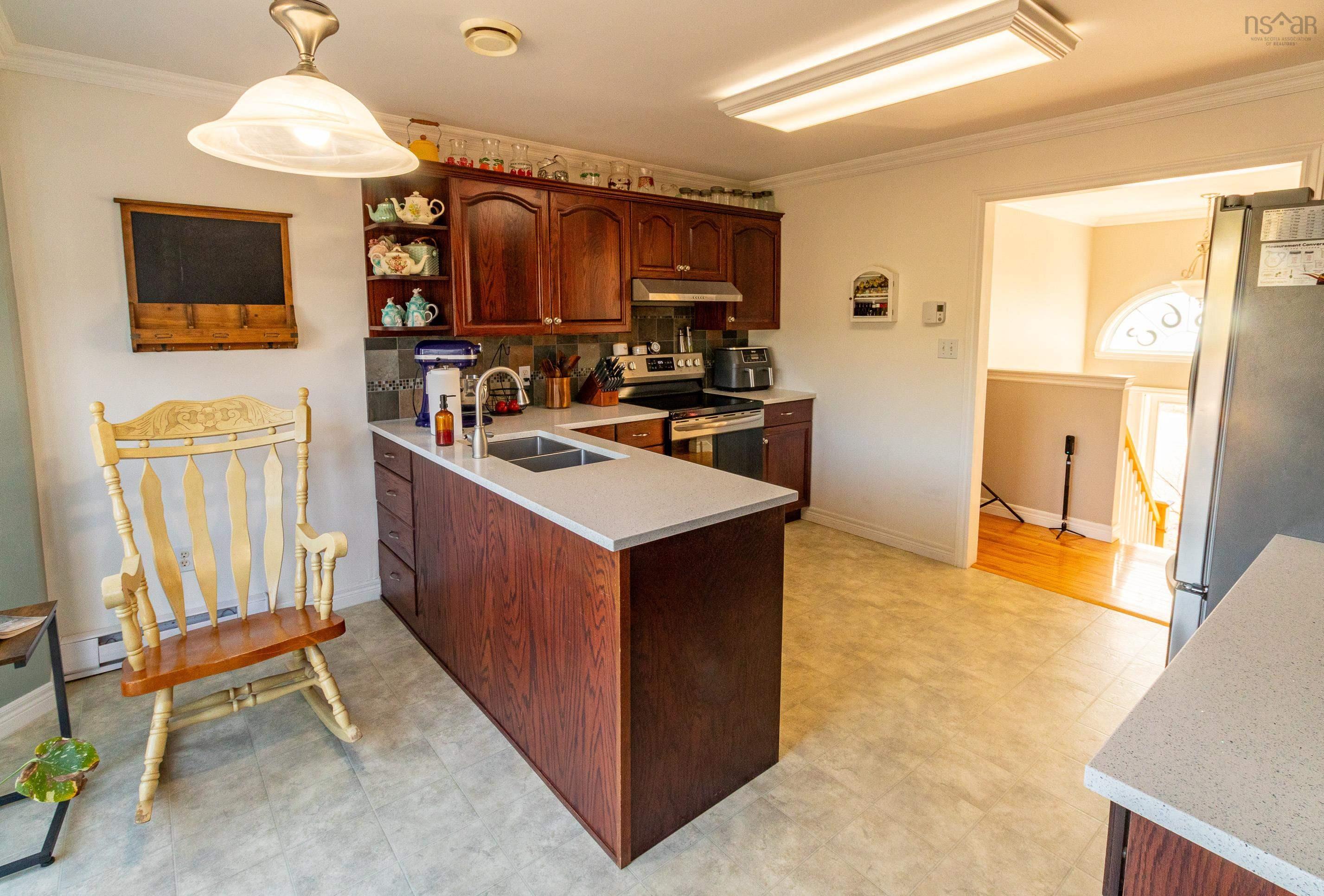 $449,000.00: 1863 Acadia Drive, Kingston