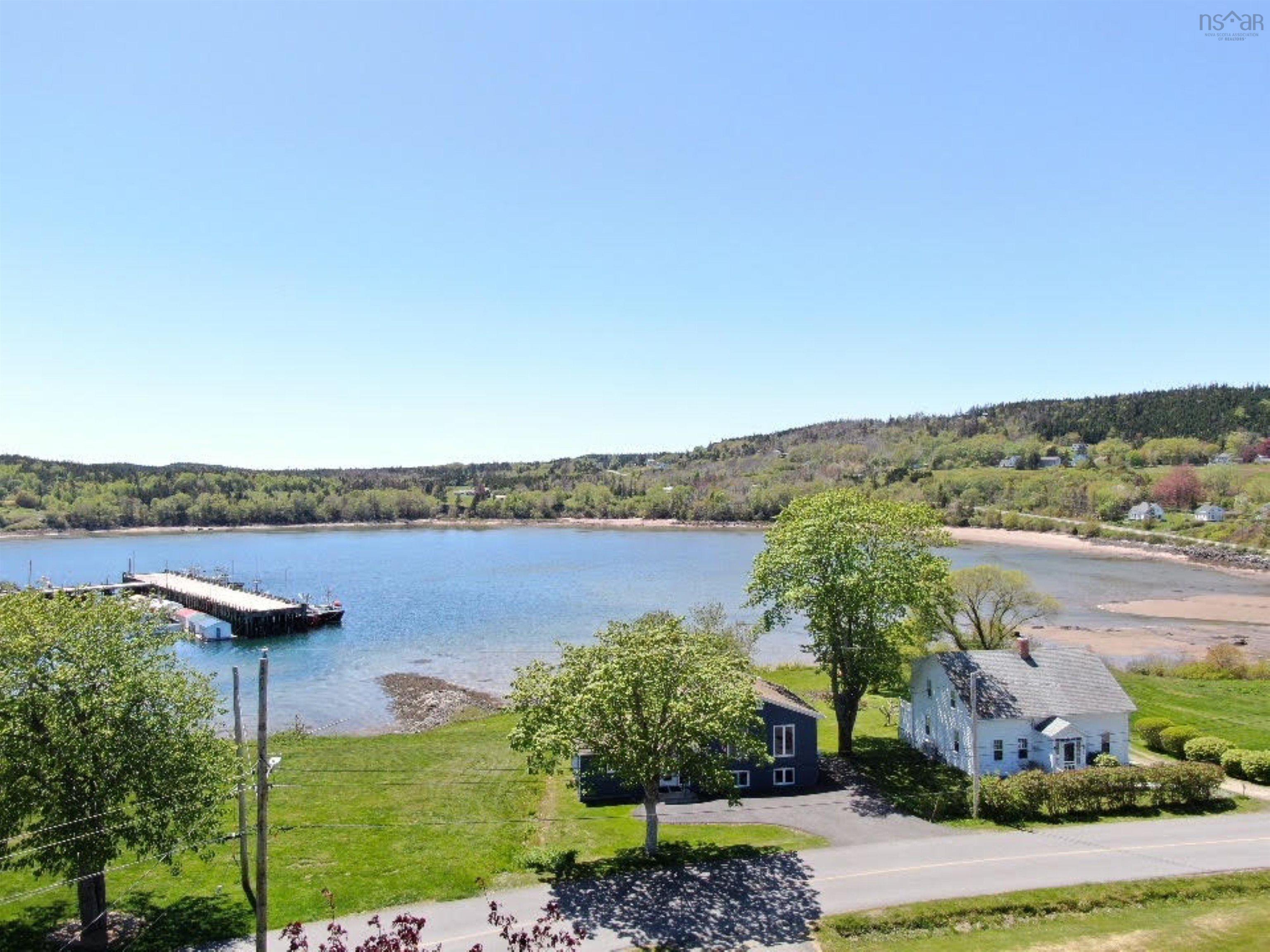 $459,500.00: 445 Sandy Cove Road, Sandy Cove