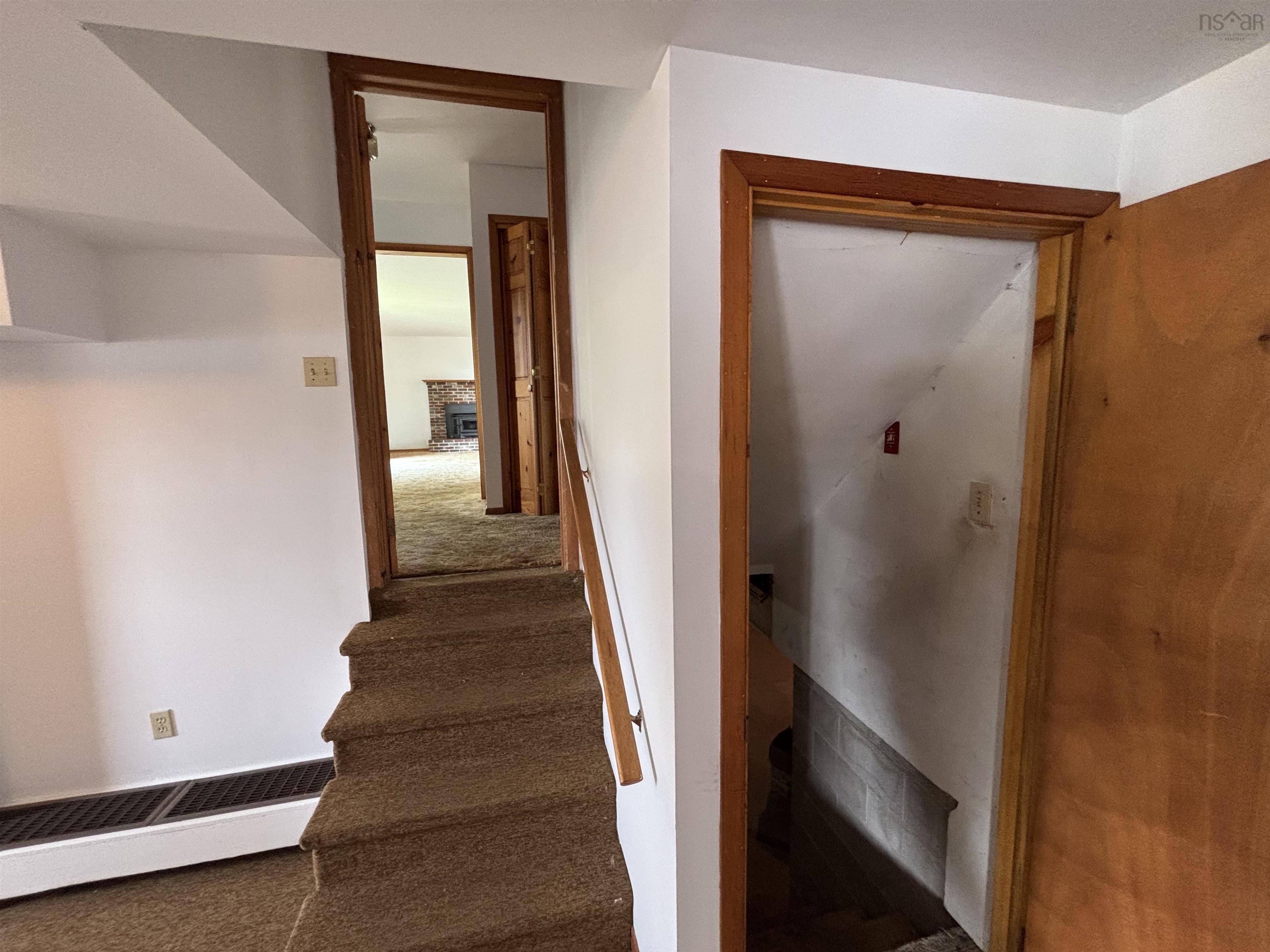 $459,500.00: 445 Sandy Cove Road, Sandy Cove
