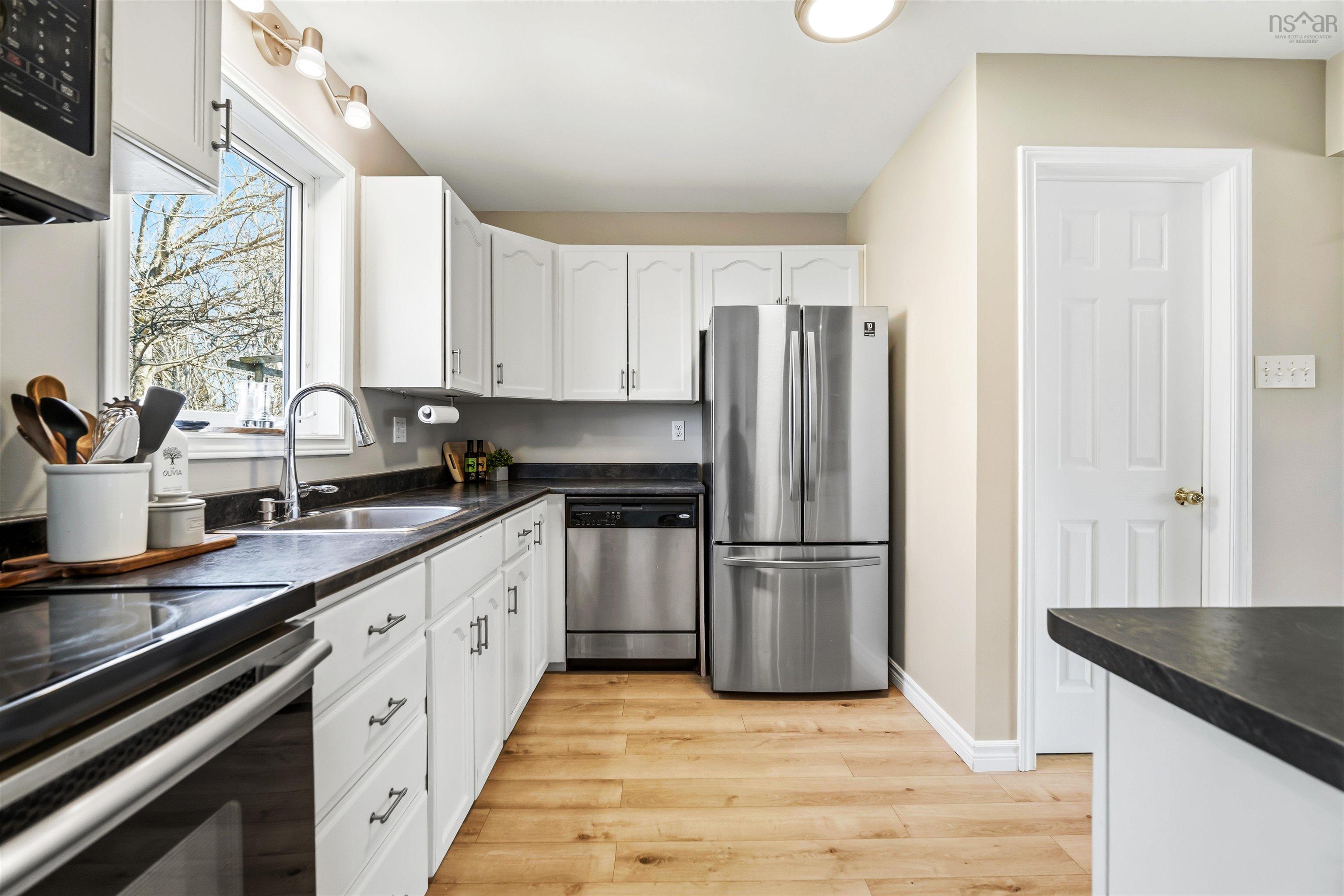 $494,900.00: 60 Lancaster Drive, Dartmouth