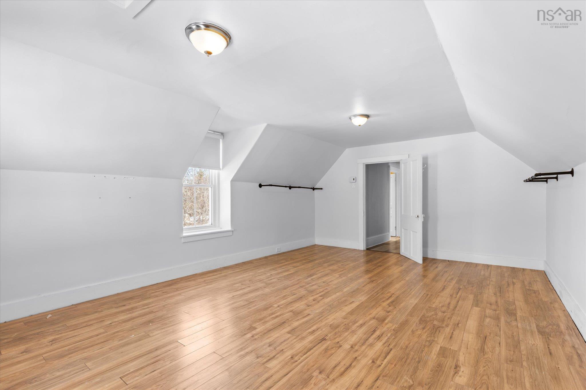 $574,900.00: 43 Grimm Road, First South