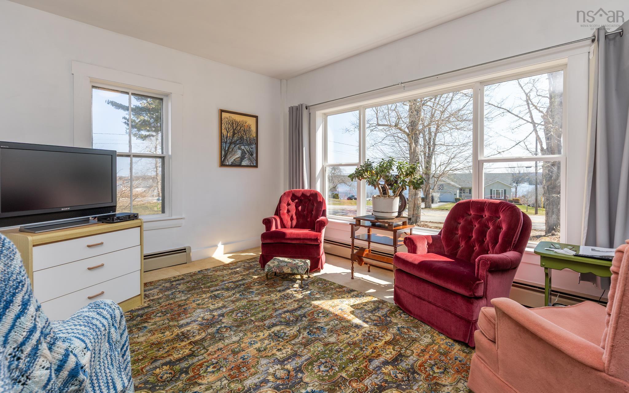 $219,900.00: 2141 Highway 203, Kemptville