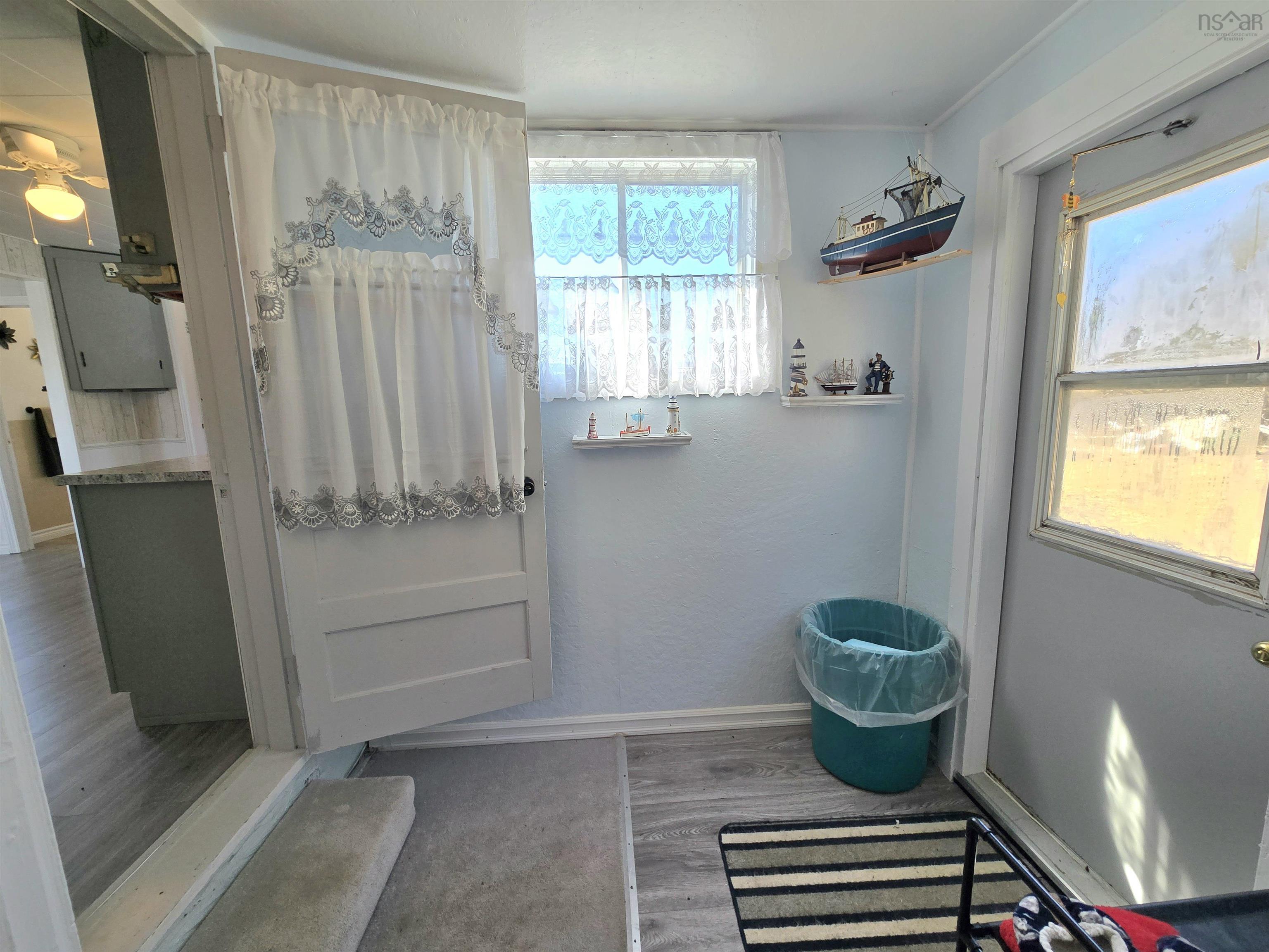 $170,000.00: 9273 highway 16, Cooks Cove