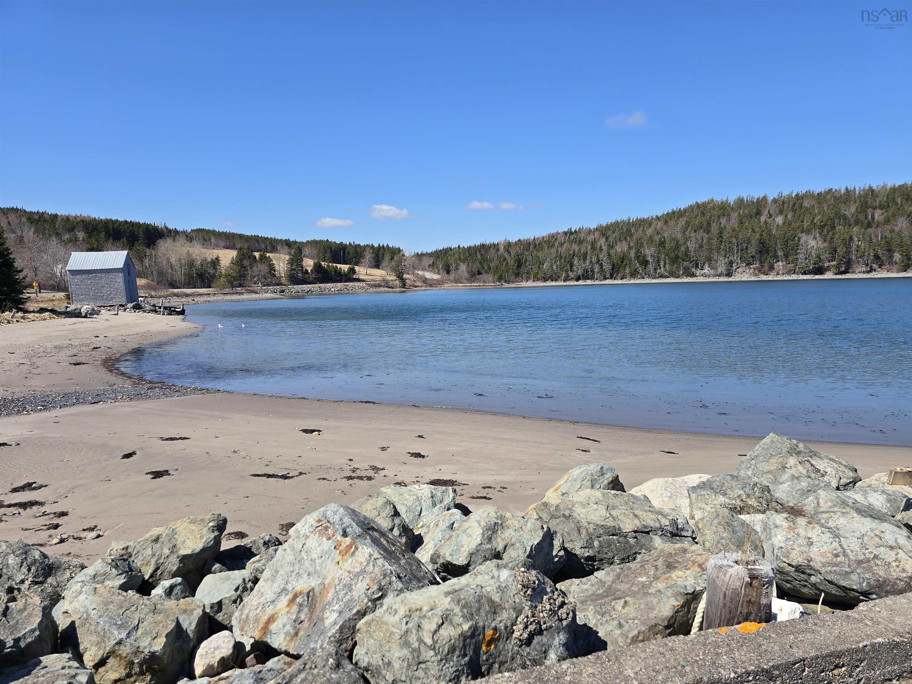 $170,000.00: 9273 highway 16, Cooks Cove