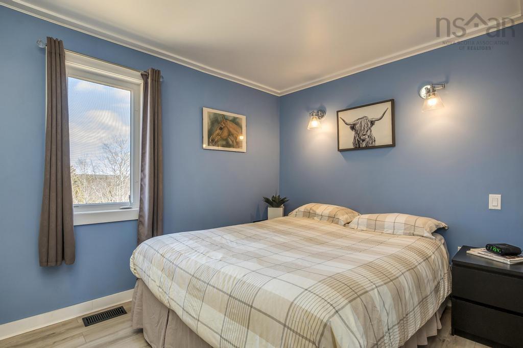 $699,900.00: 19194 Highway 7, Spry Harbour
