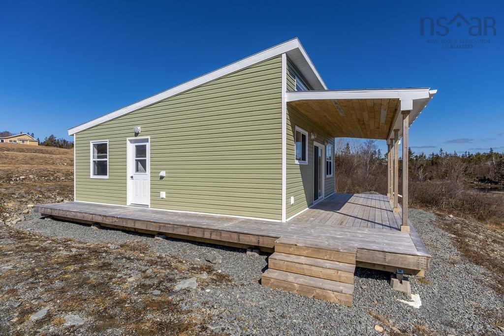 $699,900.00: 19194 Highway 7, Spry Harbour