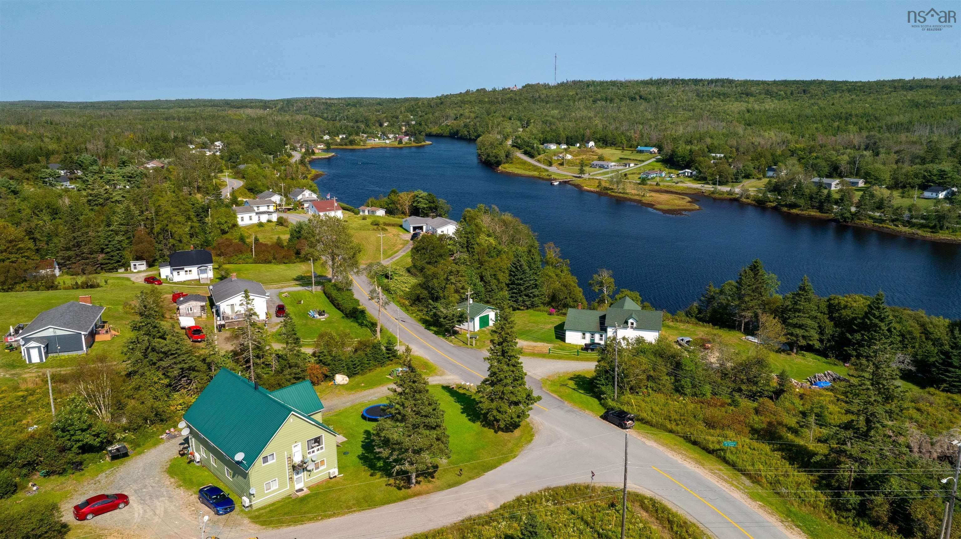 $349,900.00: 15 Pool Road, Sheet Harbour