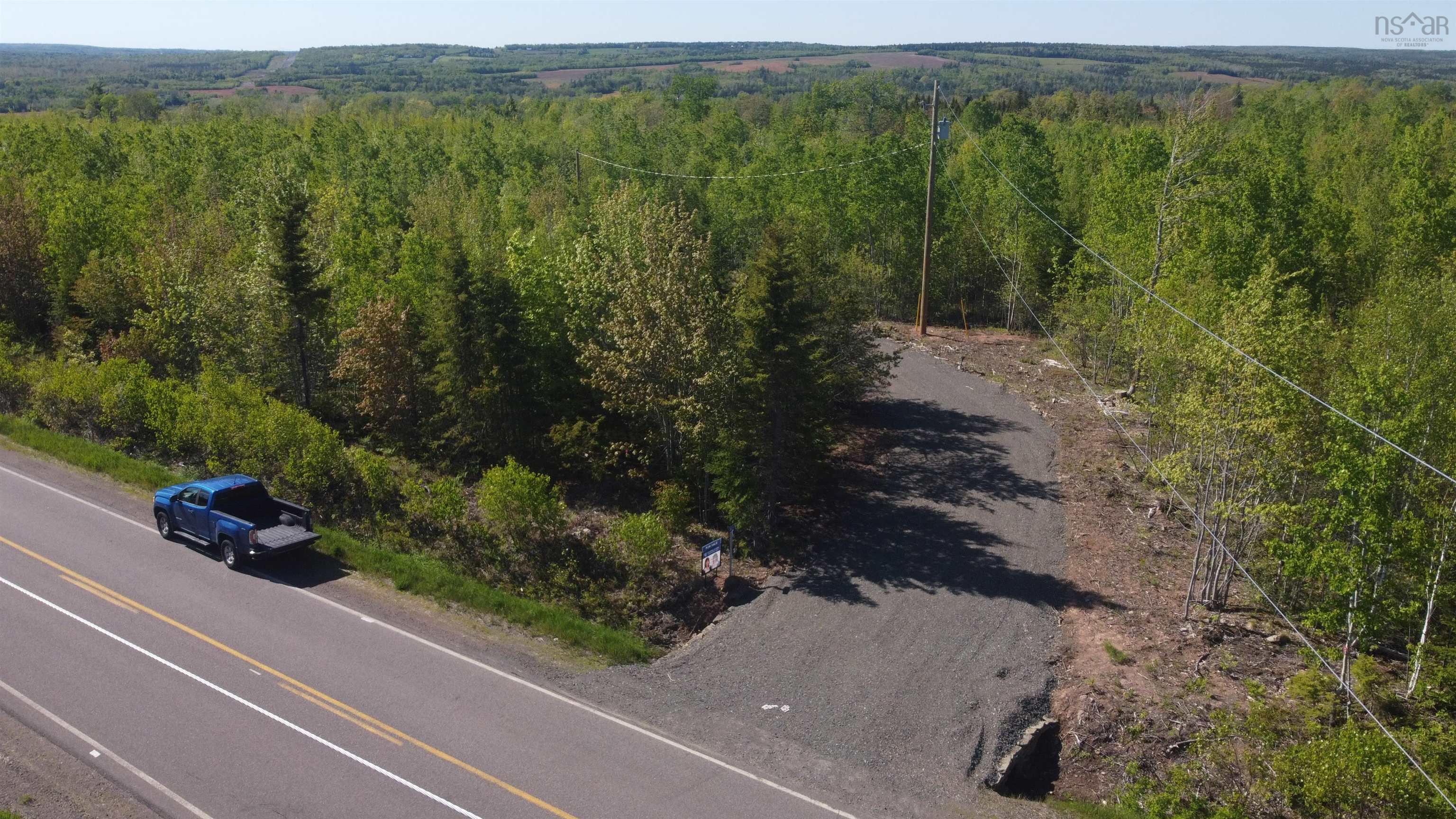 $139,900.00: 6617 Highway 321, Roslin