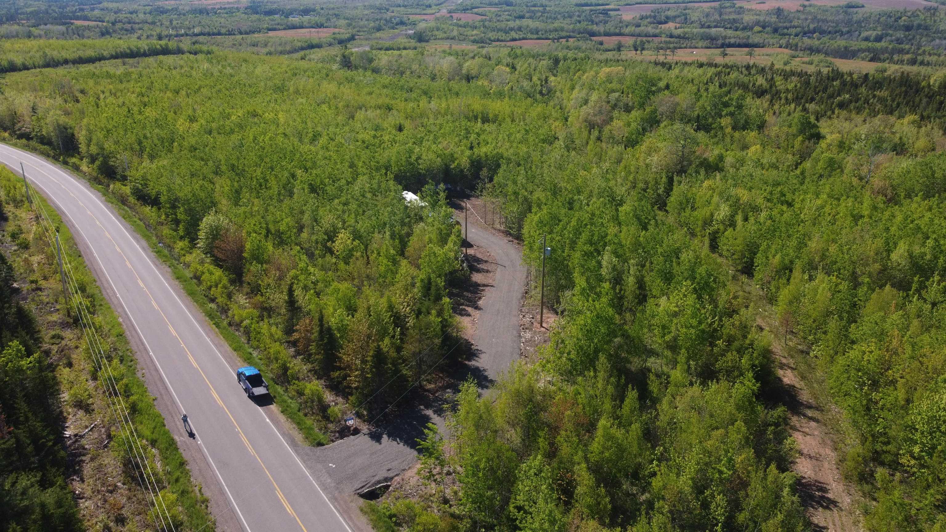 $139,900.00: 6617 Highway 321, Roslin