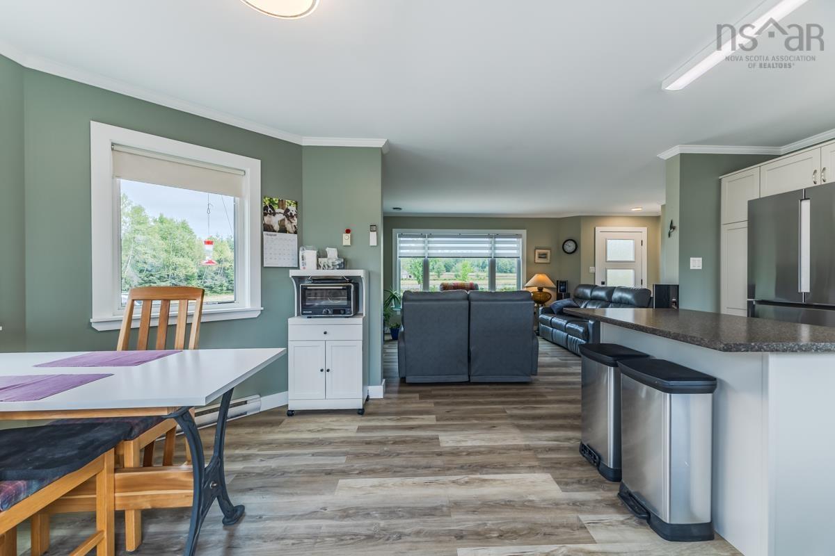 $499,900.00: 7048 HIGHWAY 2, Portapique