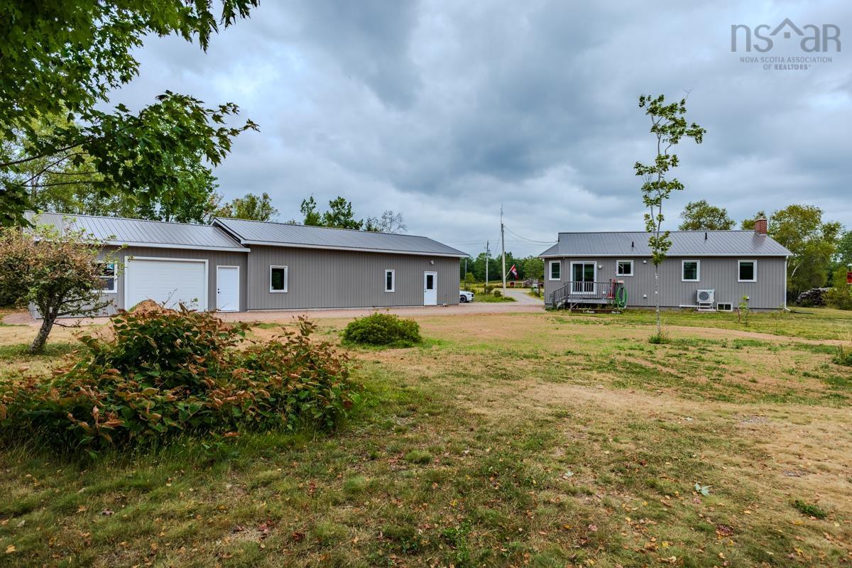 $499,900.00: 7048 HIGHWAY 2, Portapique
