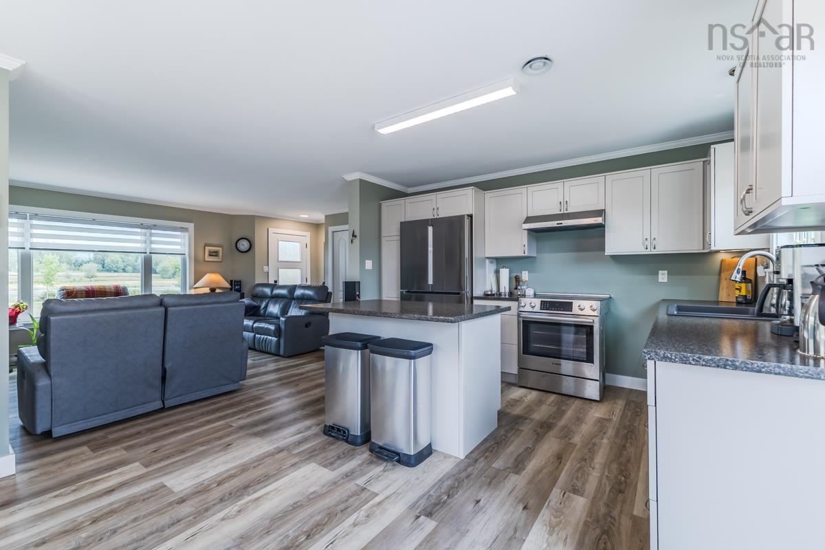 $499,900.00: 7048 HIGHWAY 2, Portapique