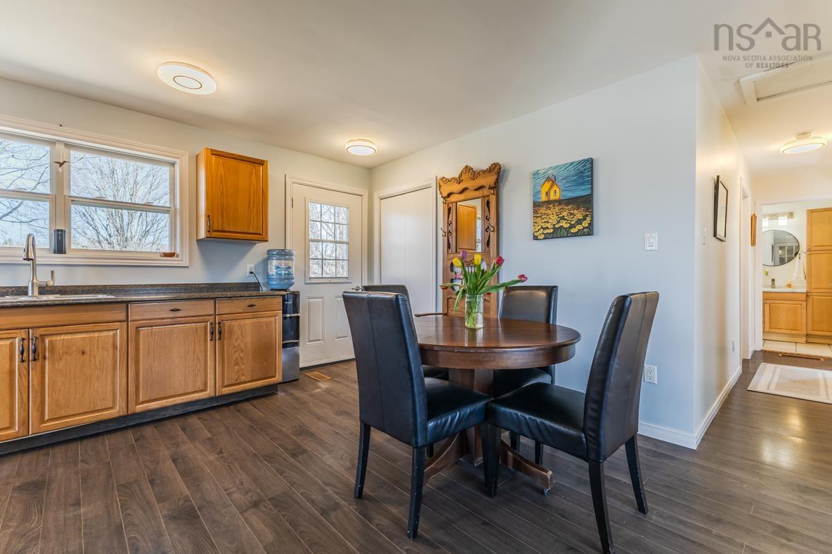 $339,900.00: 324 VALLEY Road, Westchester Station