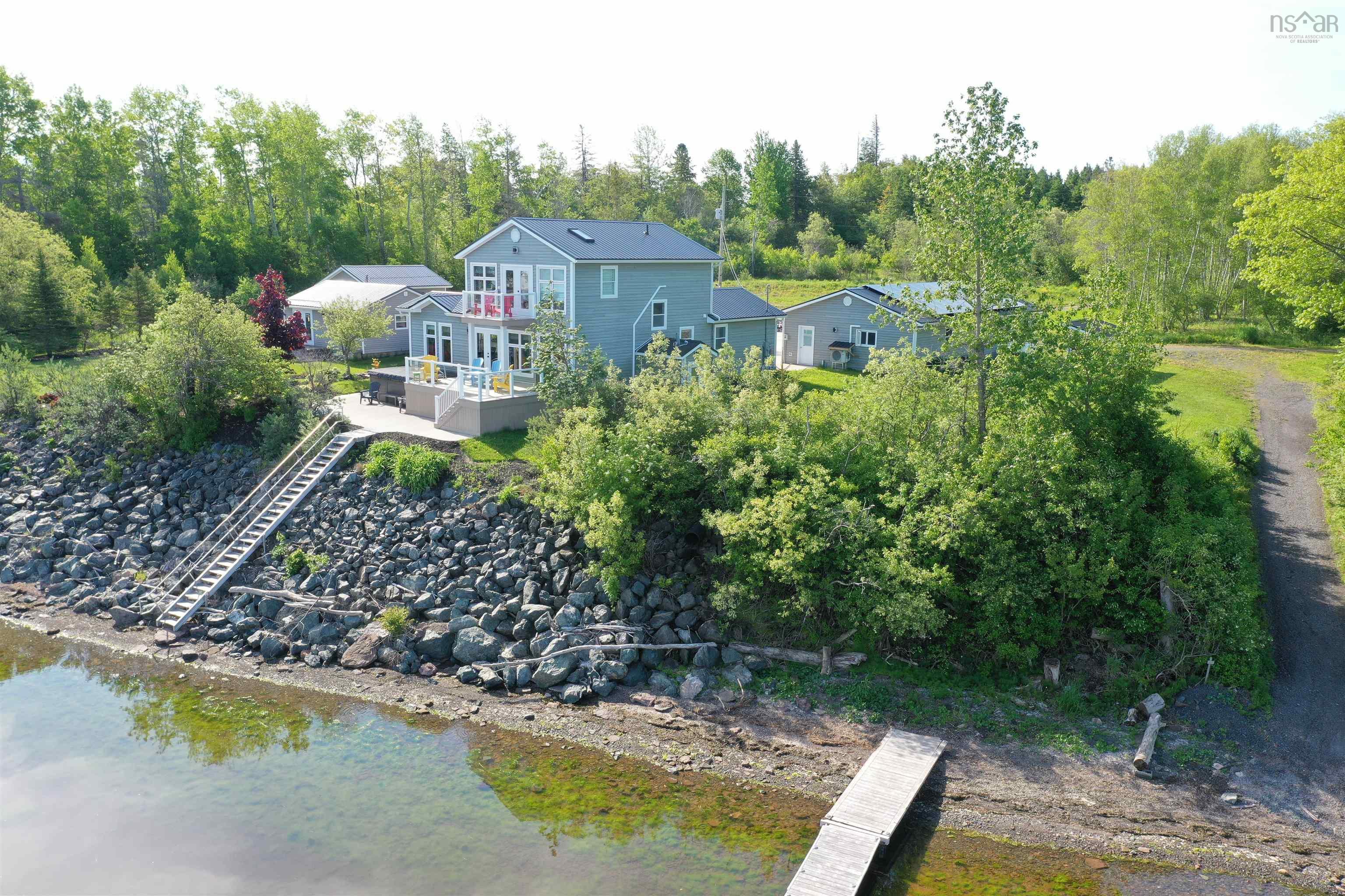 $1,287,500.00: 79 & 81 Oak Lane, Loch Broom Loop, Loch Broom Loop