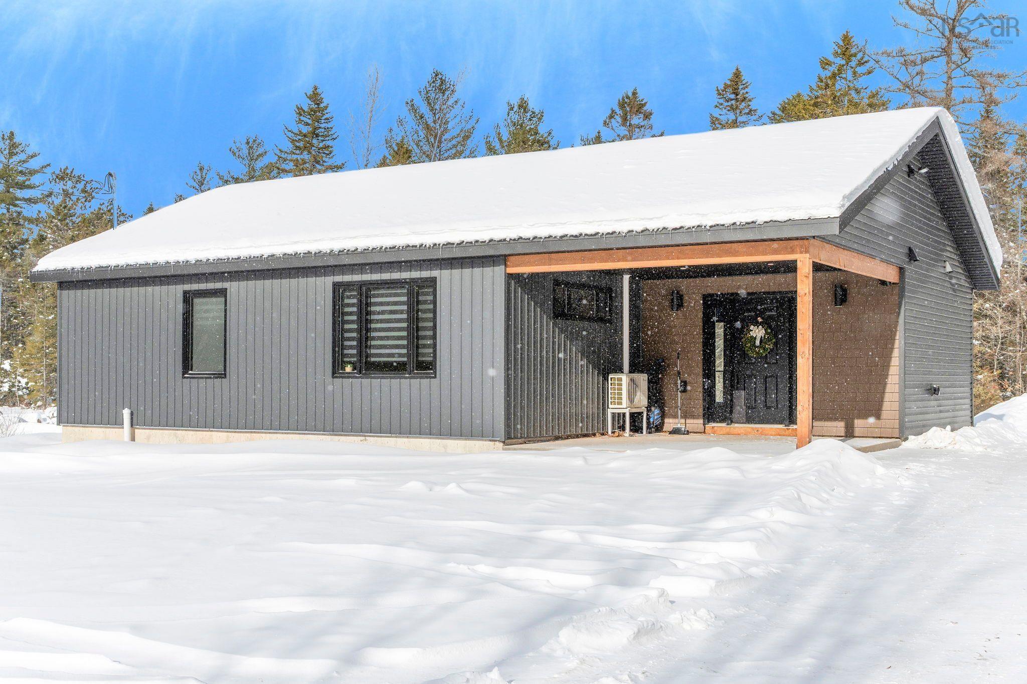 $425,000.00: 1191 Highway 201, Greenwood