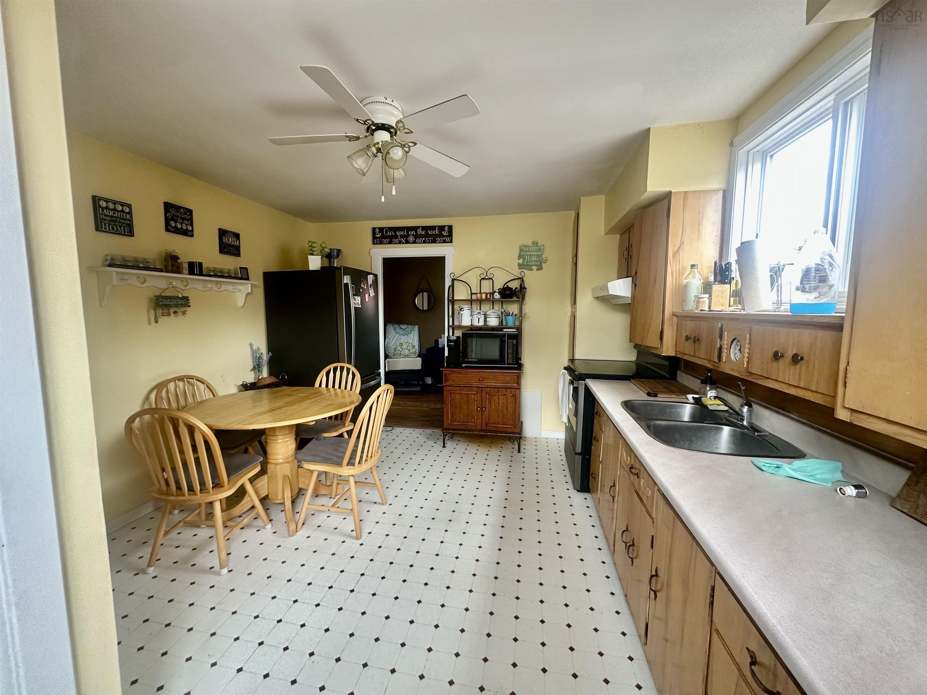 $249,999.00: 3712 Highway 206, Haut De La Baie