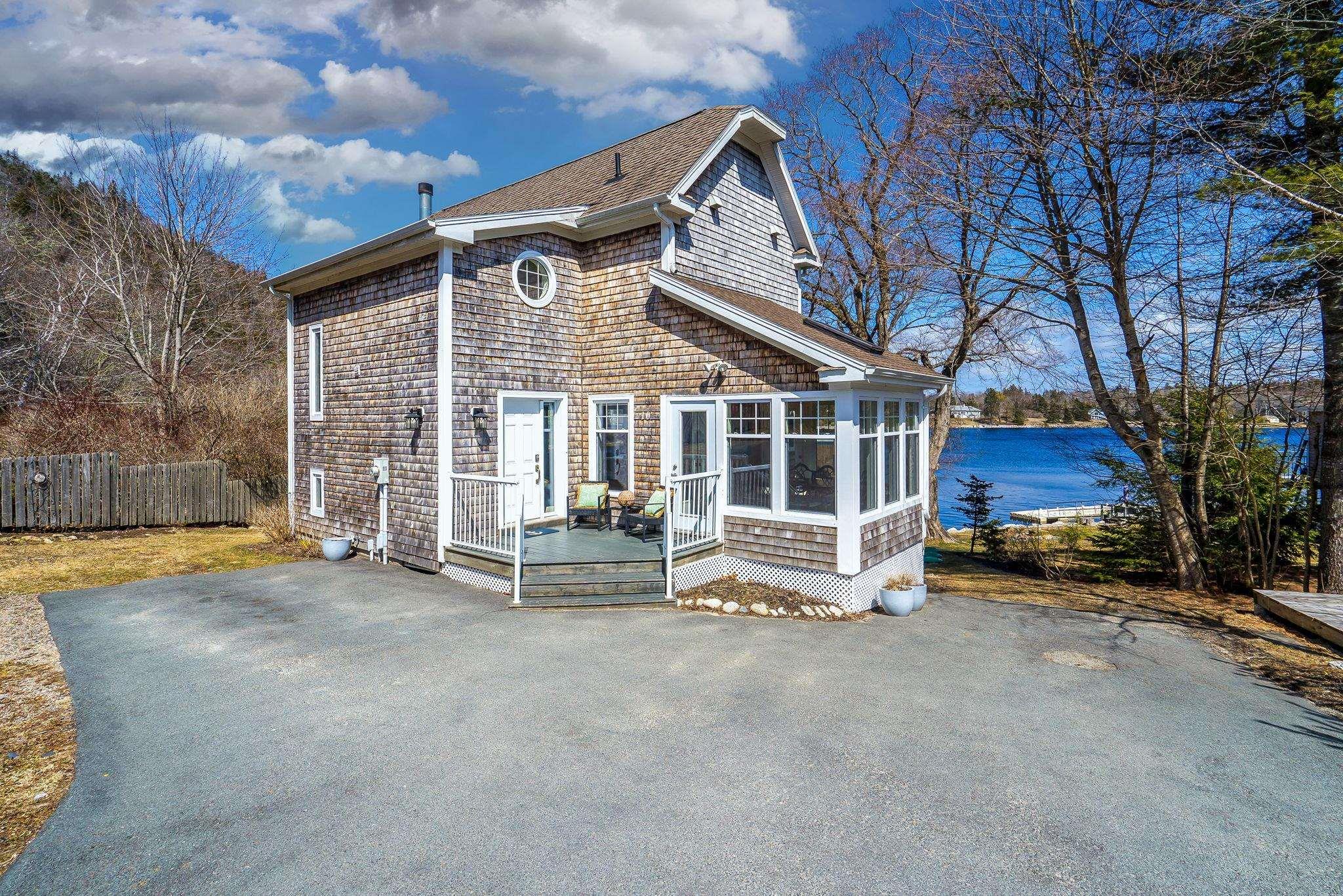 10 Schooner Cove Road, Head of St. Margarets Bay, NS (MLS 202607137)