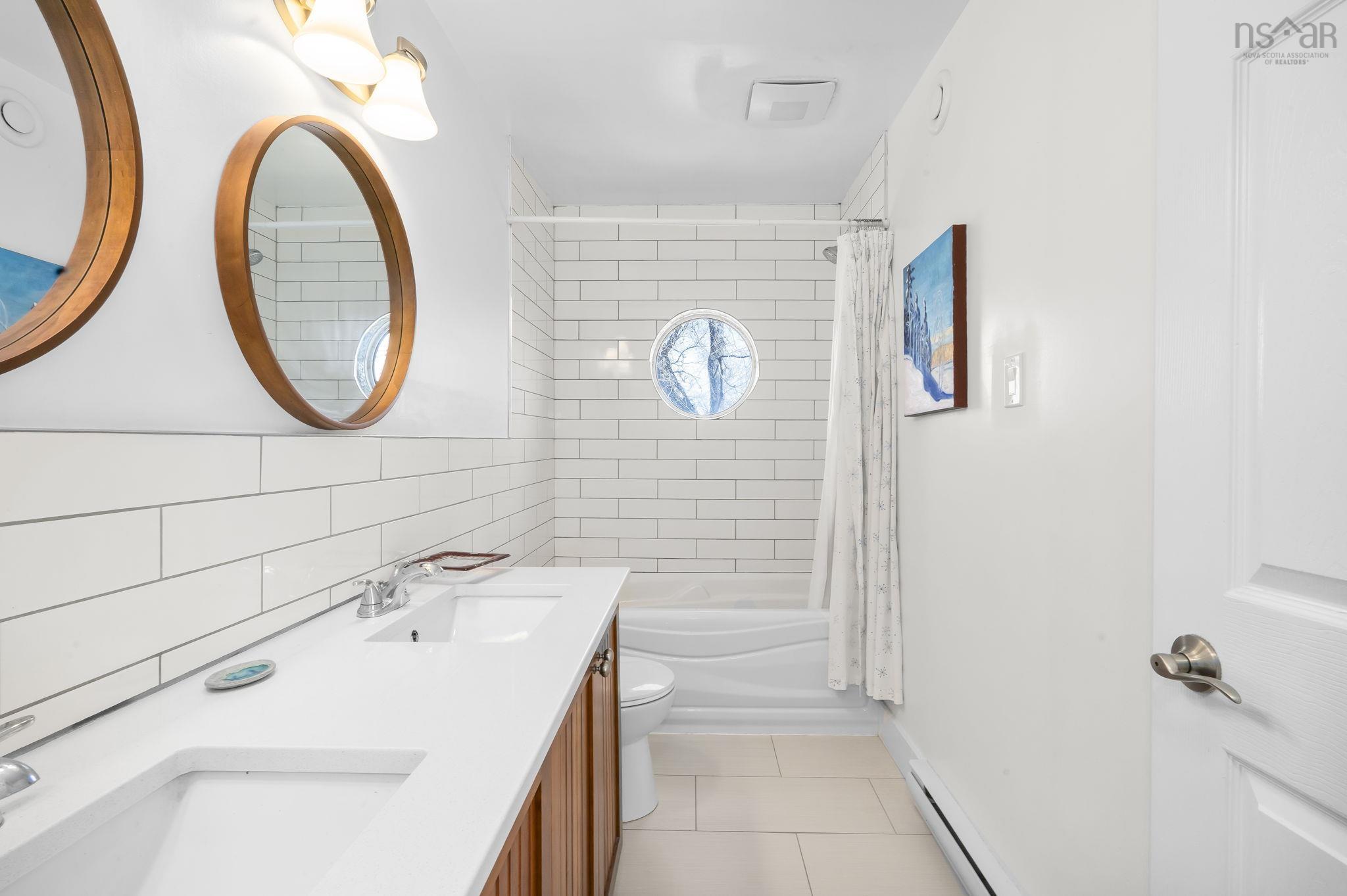 10 Schooner Cove Road, Head of St. Margarets Bay, NS (MLS 202607137)