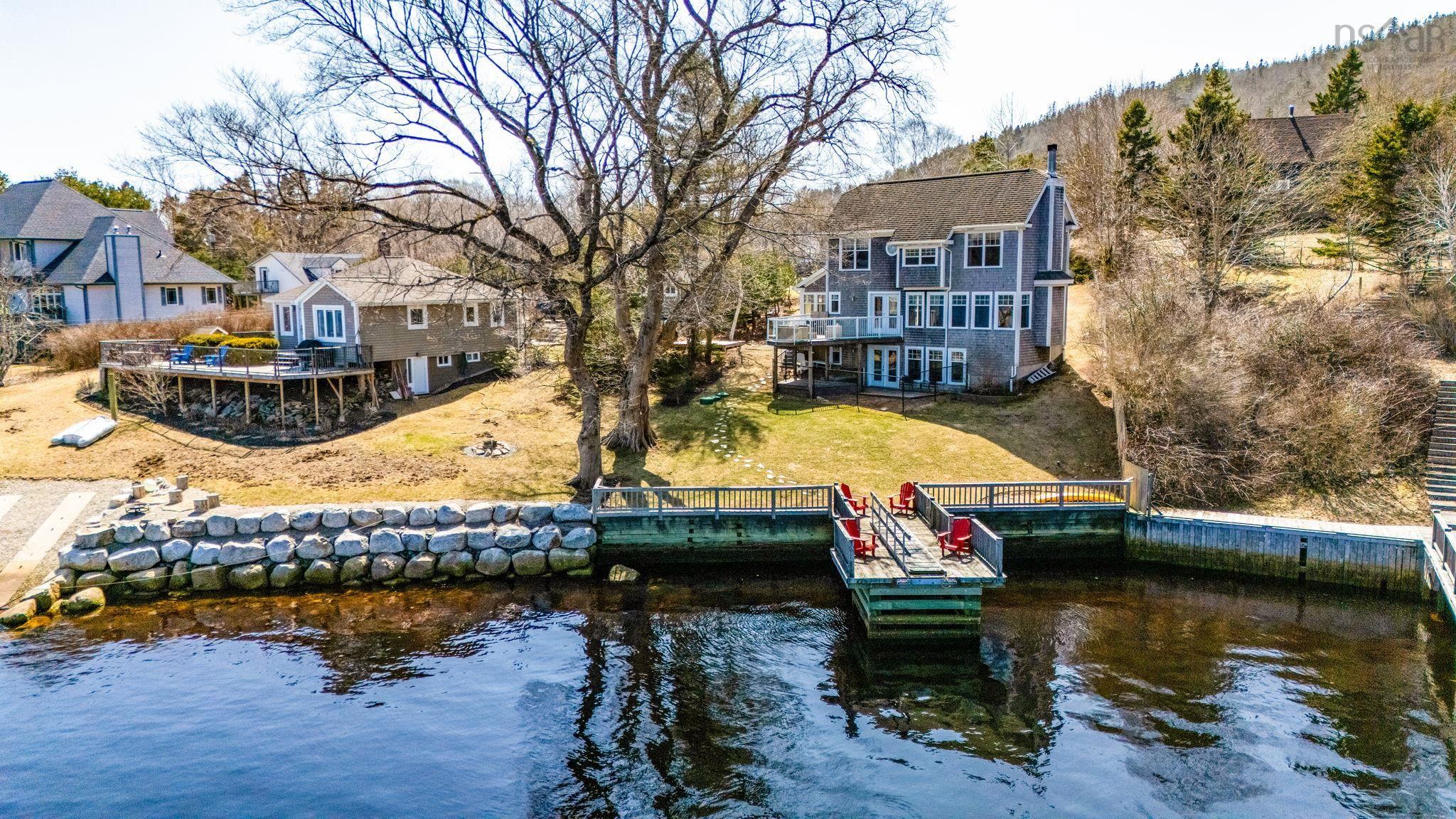 10 Schooner Cove Road, Head of St. Margarets Bay, NS (MLS 202607137)