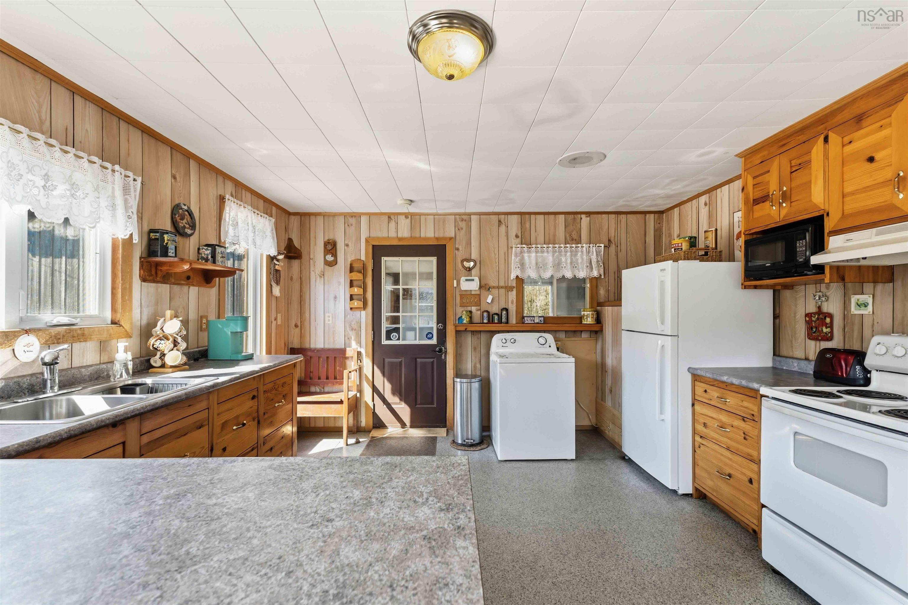 $284,000.00: 2481 Broad Cove Road, Bay View