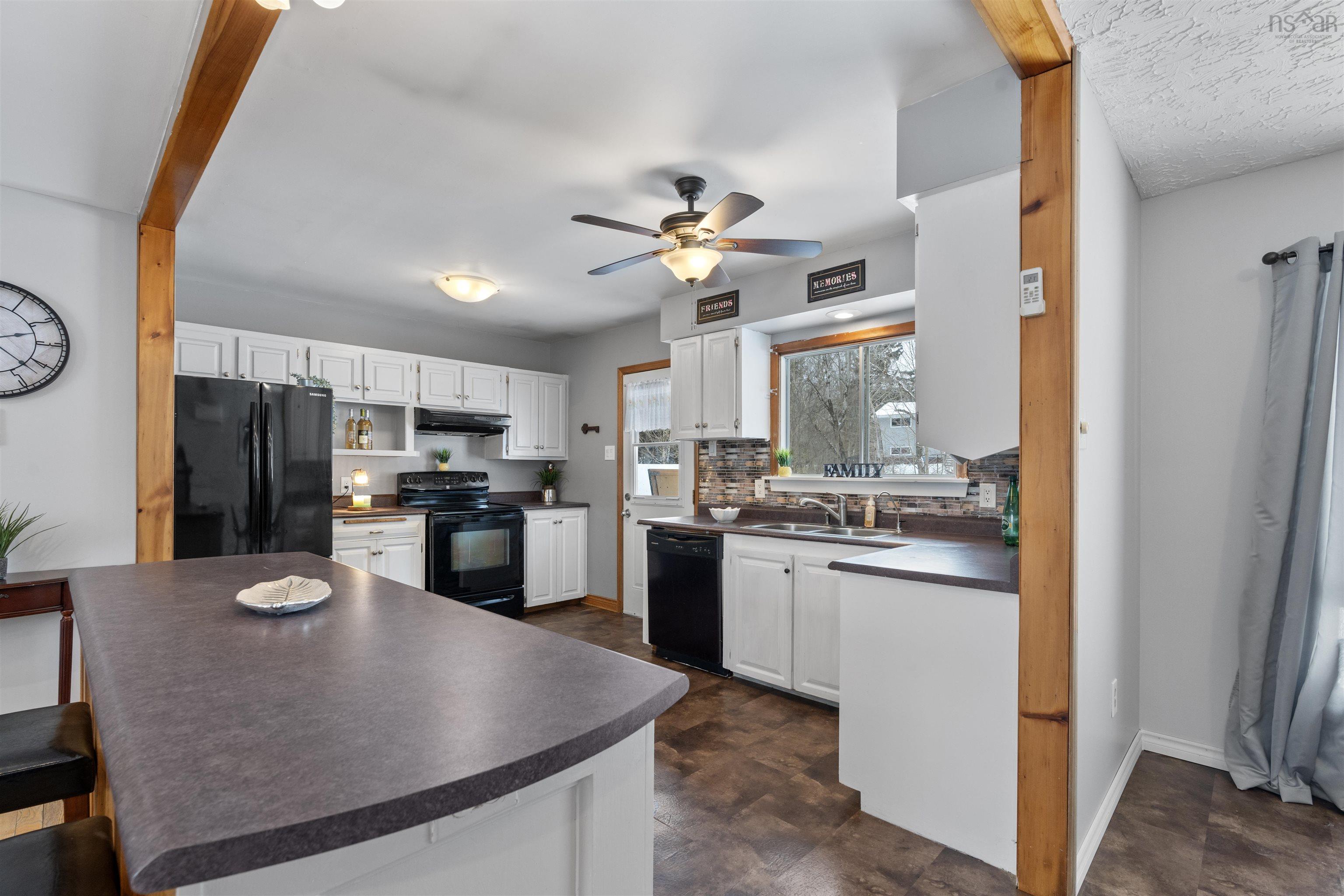 86 Theresa Court, Lake Echo, NS (MLS 202607144)