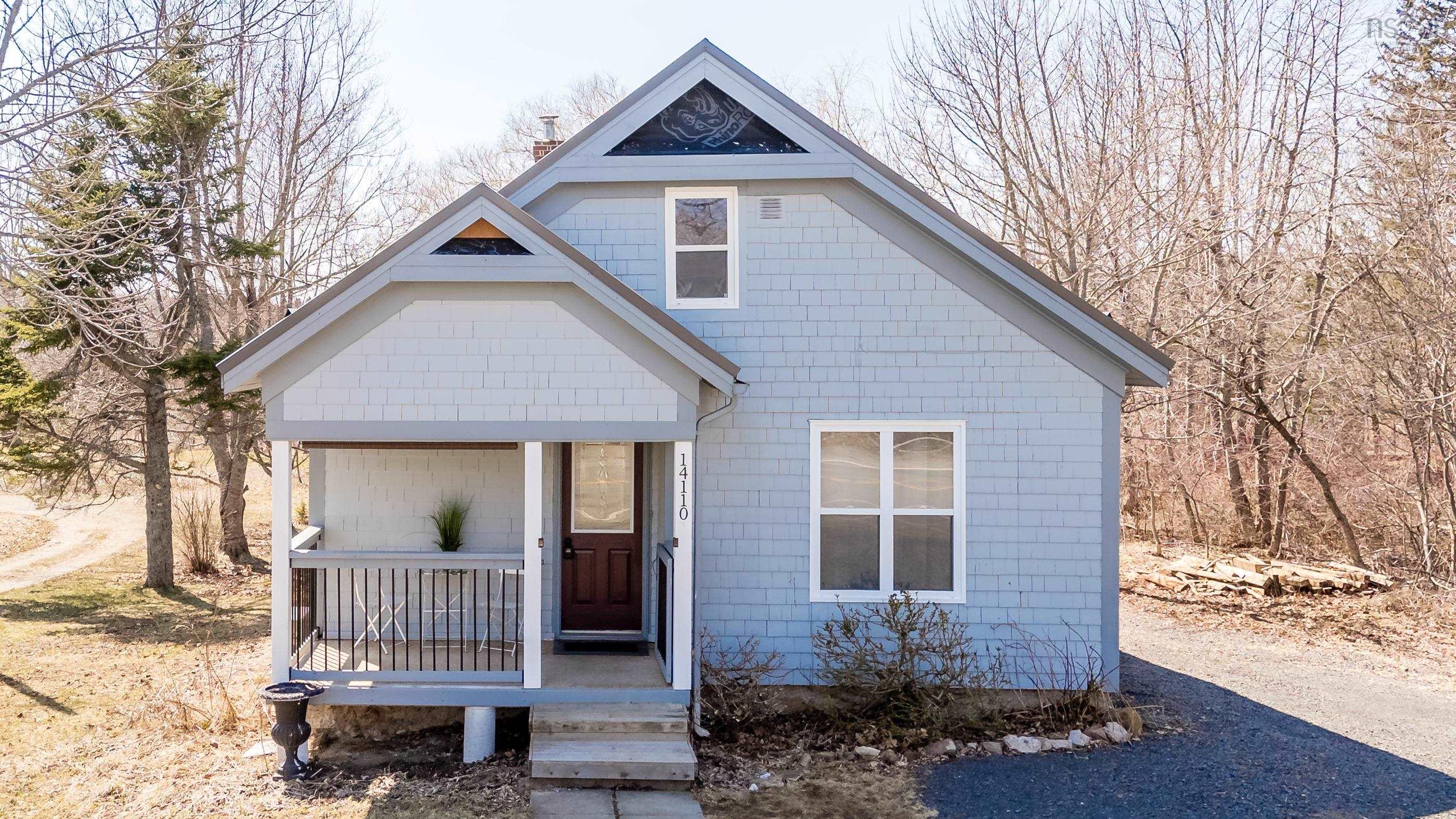 $349,900.00: 14110 Highway 1, Hants Border
