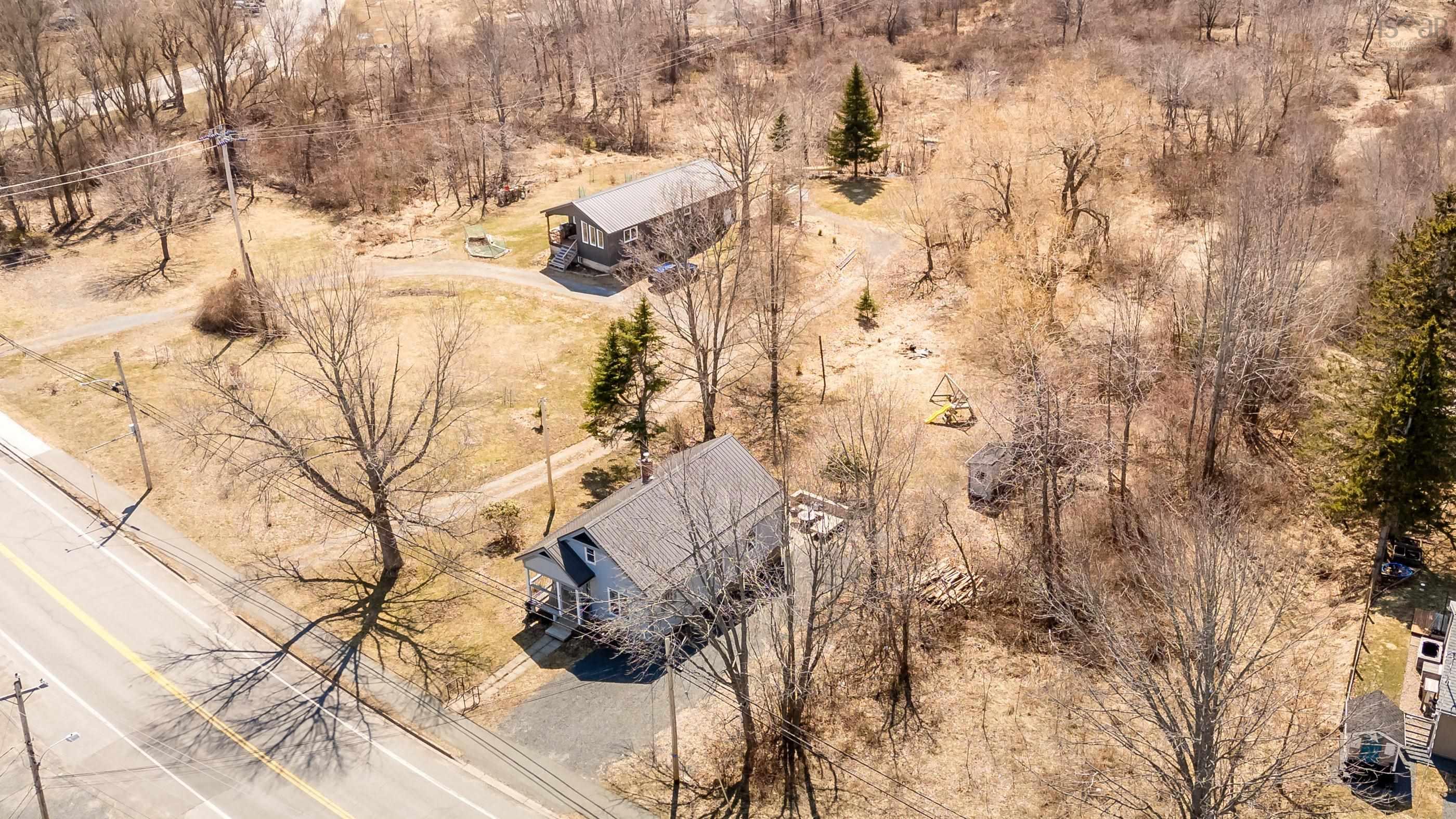 $349,900.00: 14110 Highway 1, Hants Border