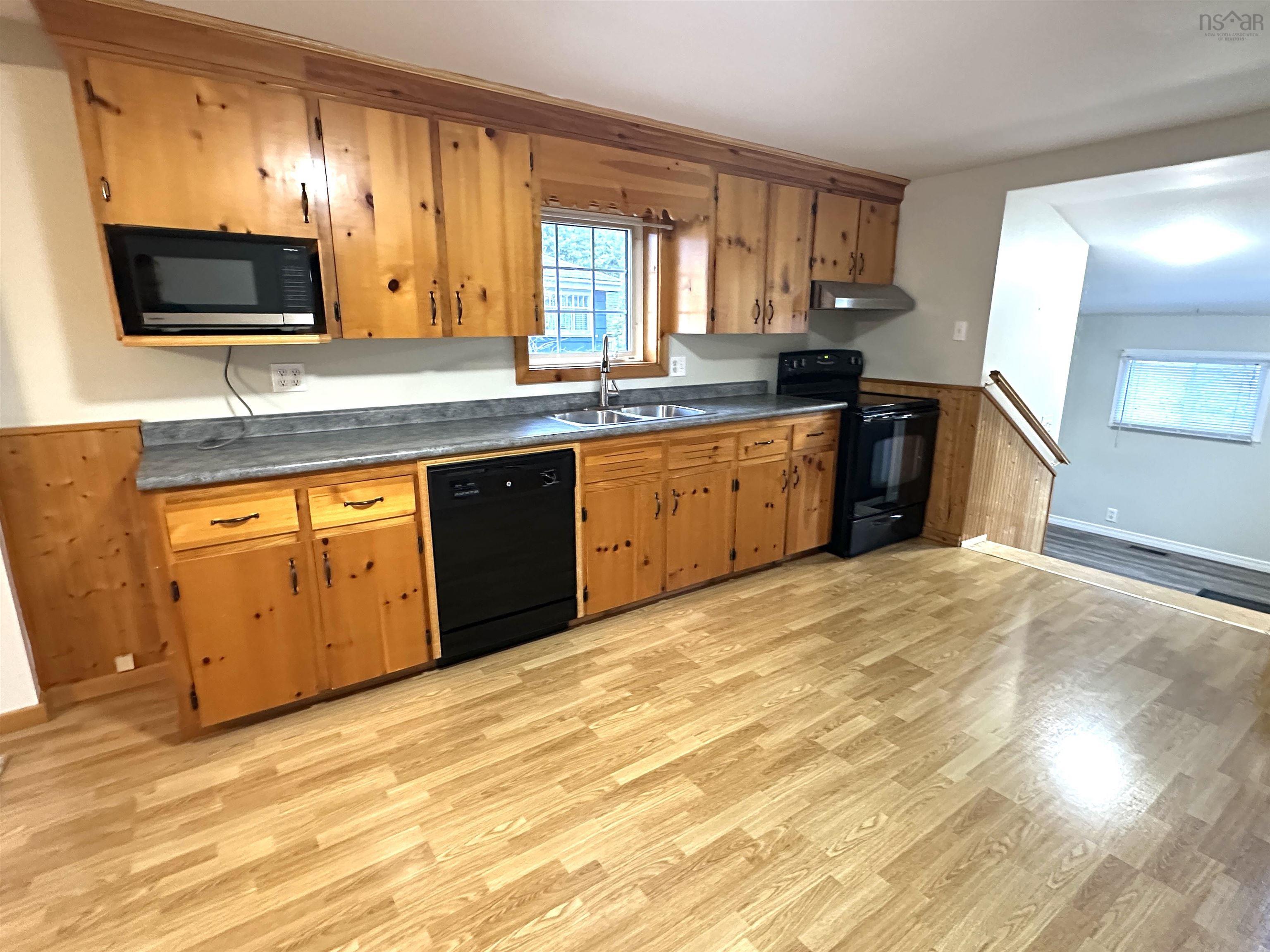 $219,900.00: 61 HILLSIDE Road, Brooklyn