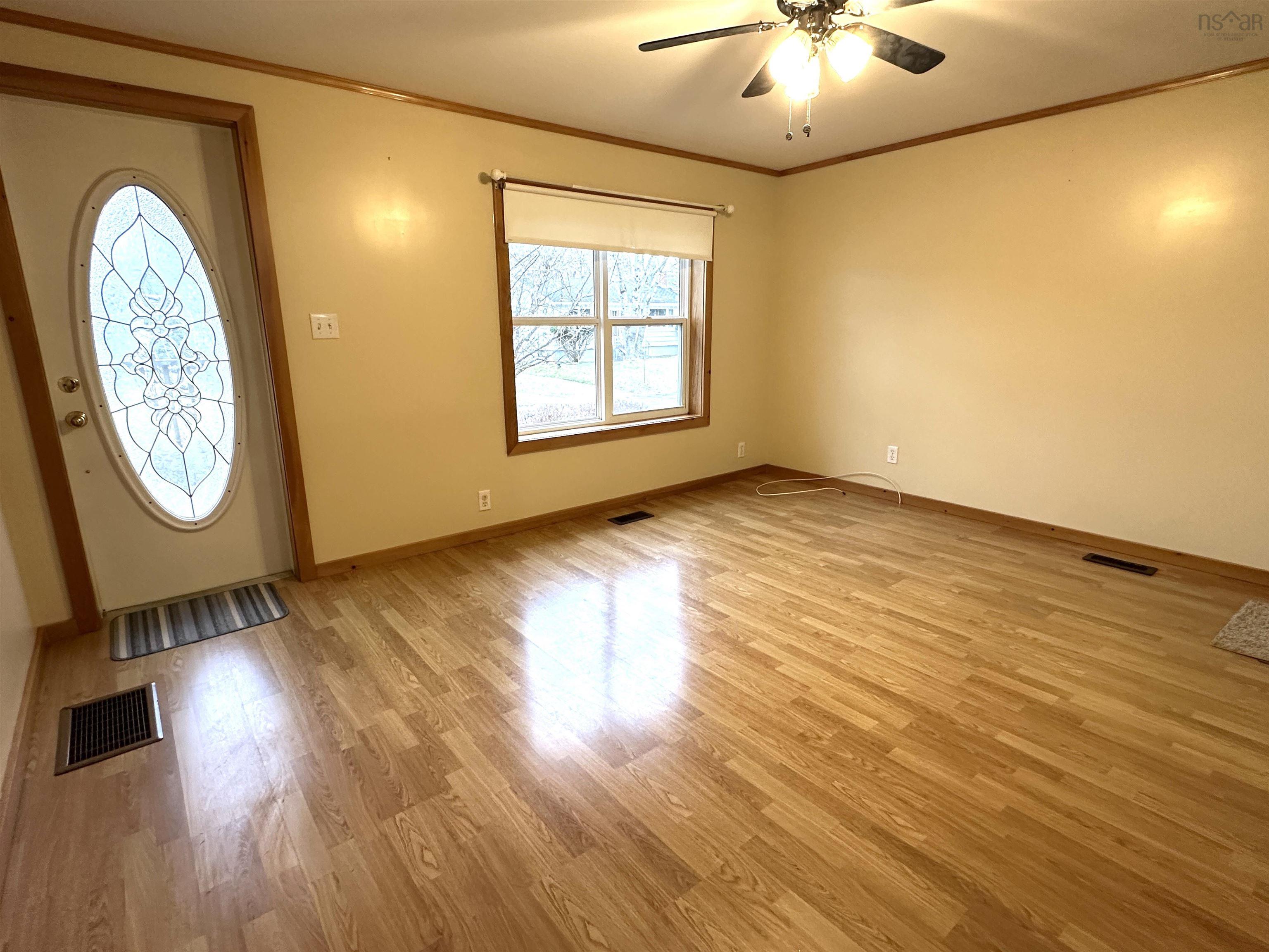 $219,900.00: 61 HILLSIDE Road, Brooklyn