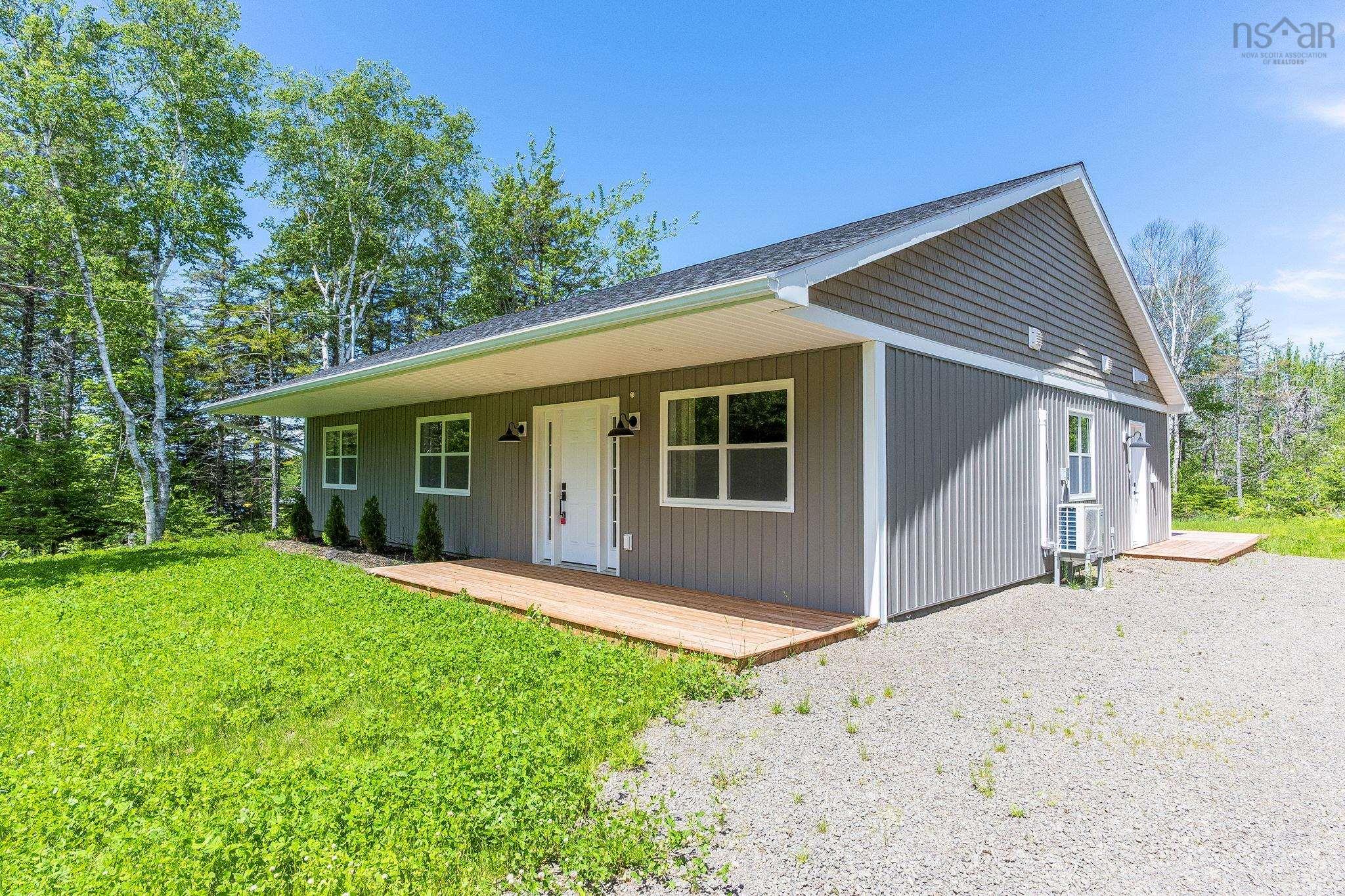 $485,000.00: 1960 Long Point Road, Burlington